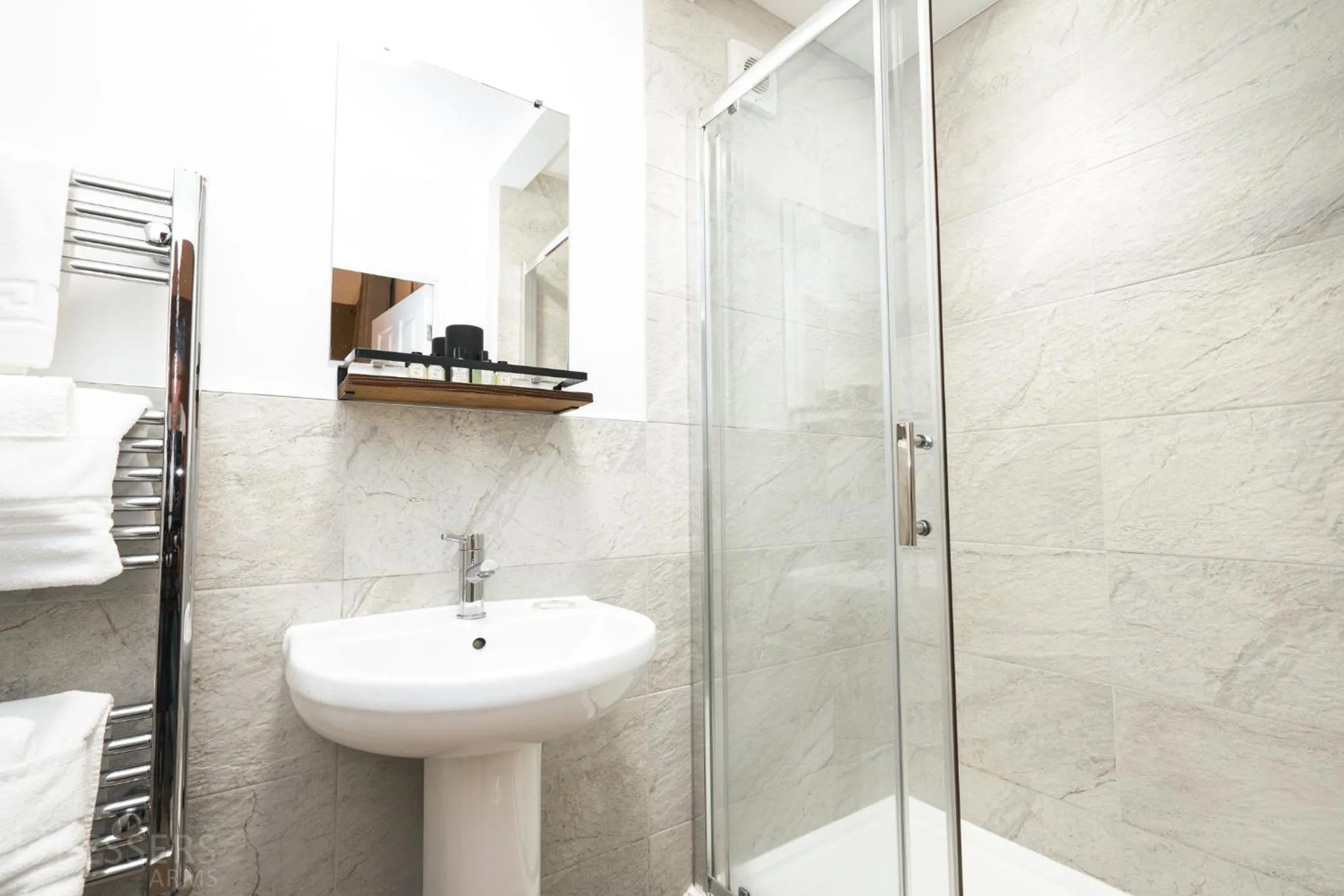 Rooms at The Dressers Arms