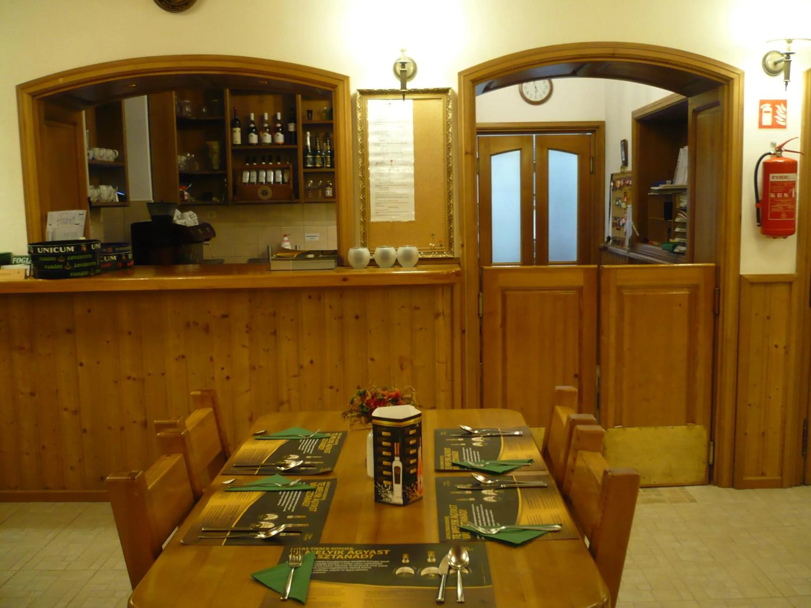 Restaurant/places to eat in St. Hubertus Étterem és Panzió