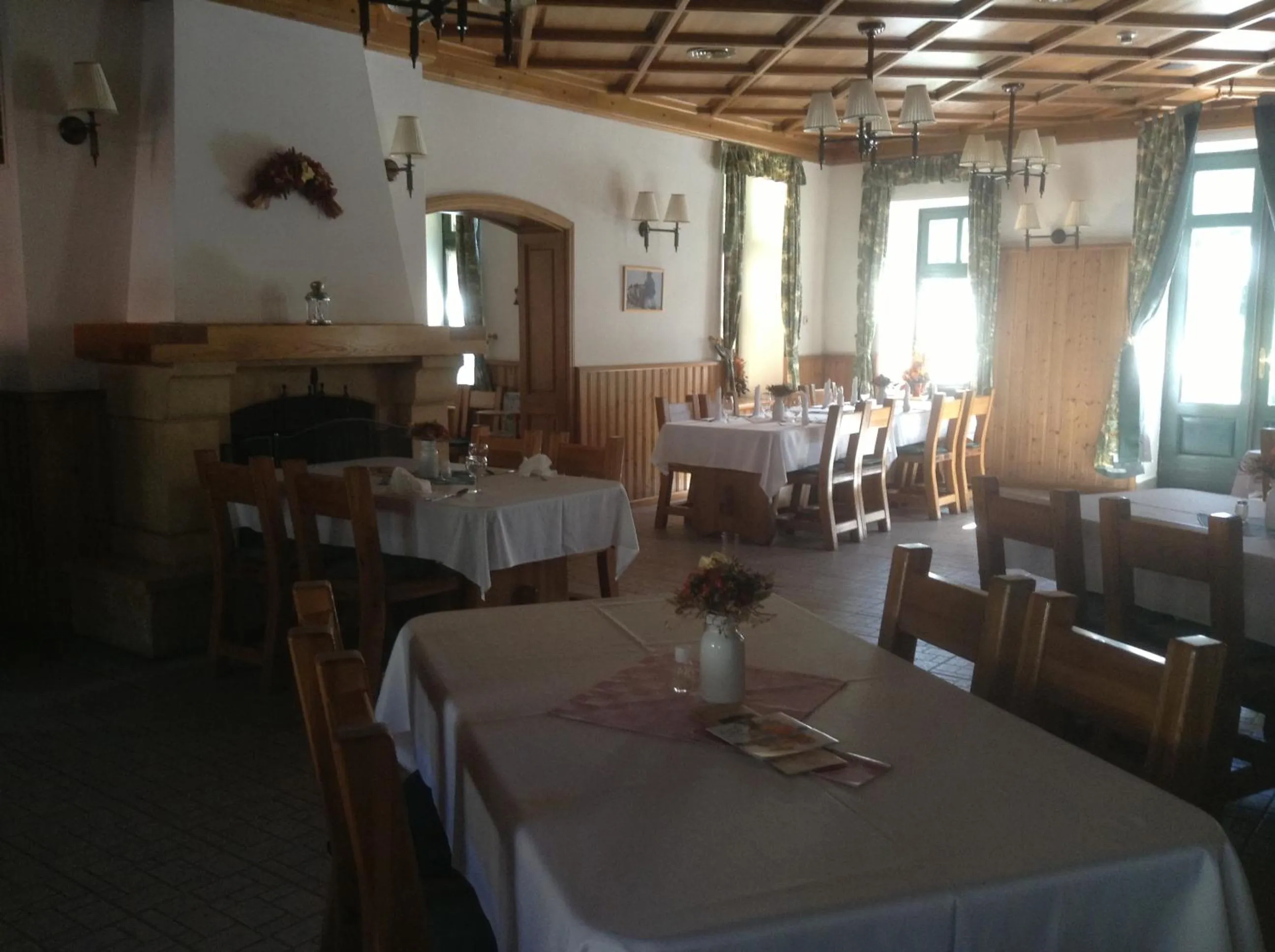 Restaurant/places to eat in St. Hubertus Étterem és Panzió