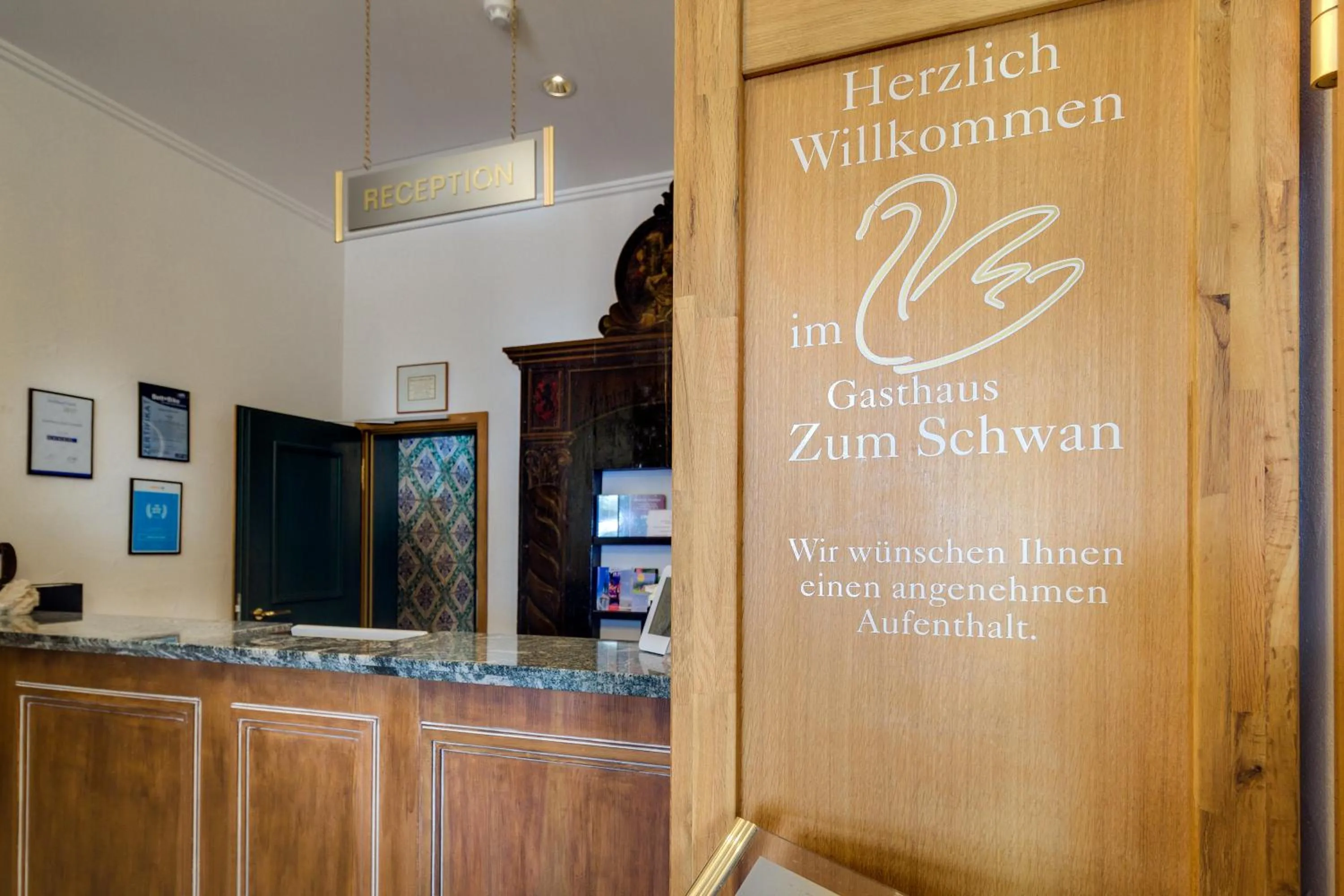 Lobby or reception in Gasthaus Zum Schwan