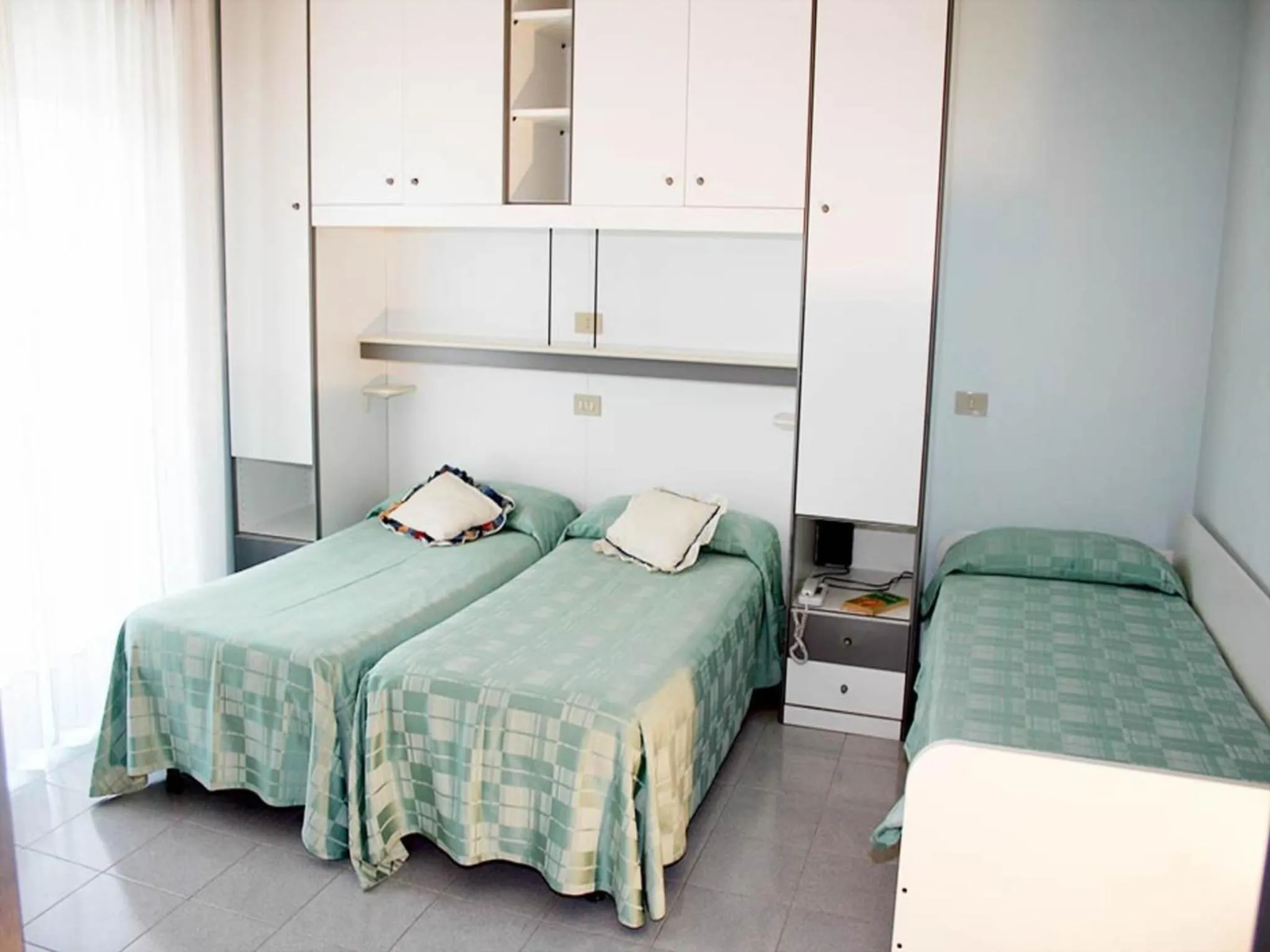 TV and multimedia, Bed in New Tiffany's Park