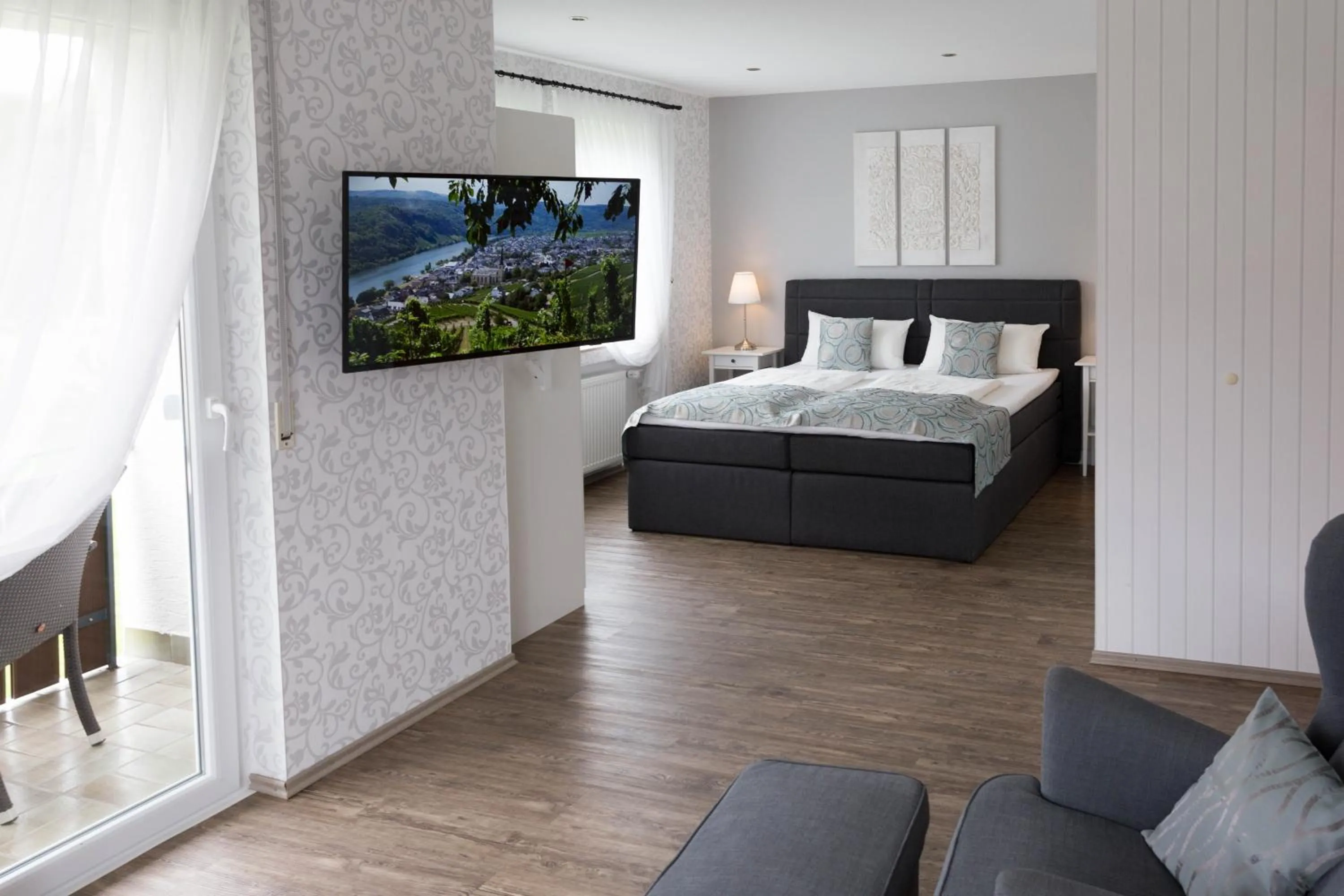 Bedroom, Bed in Hotel Restaurant Sonnenlay