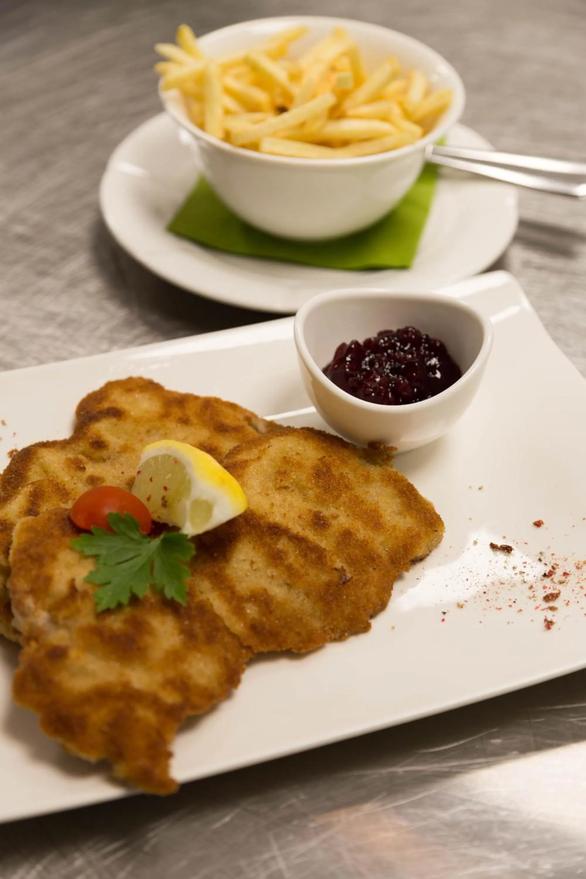 Food and drinks in Hotel Restaurant Sonnenlay