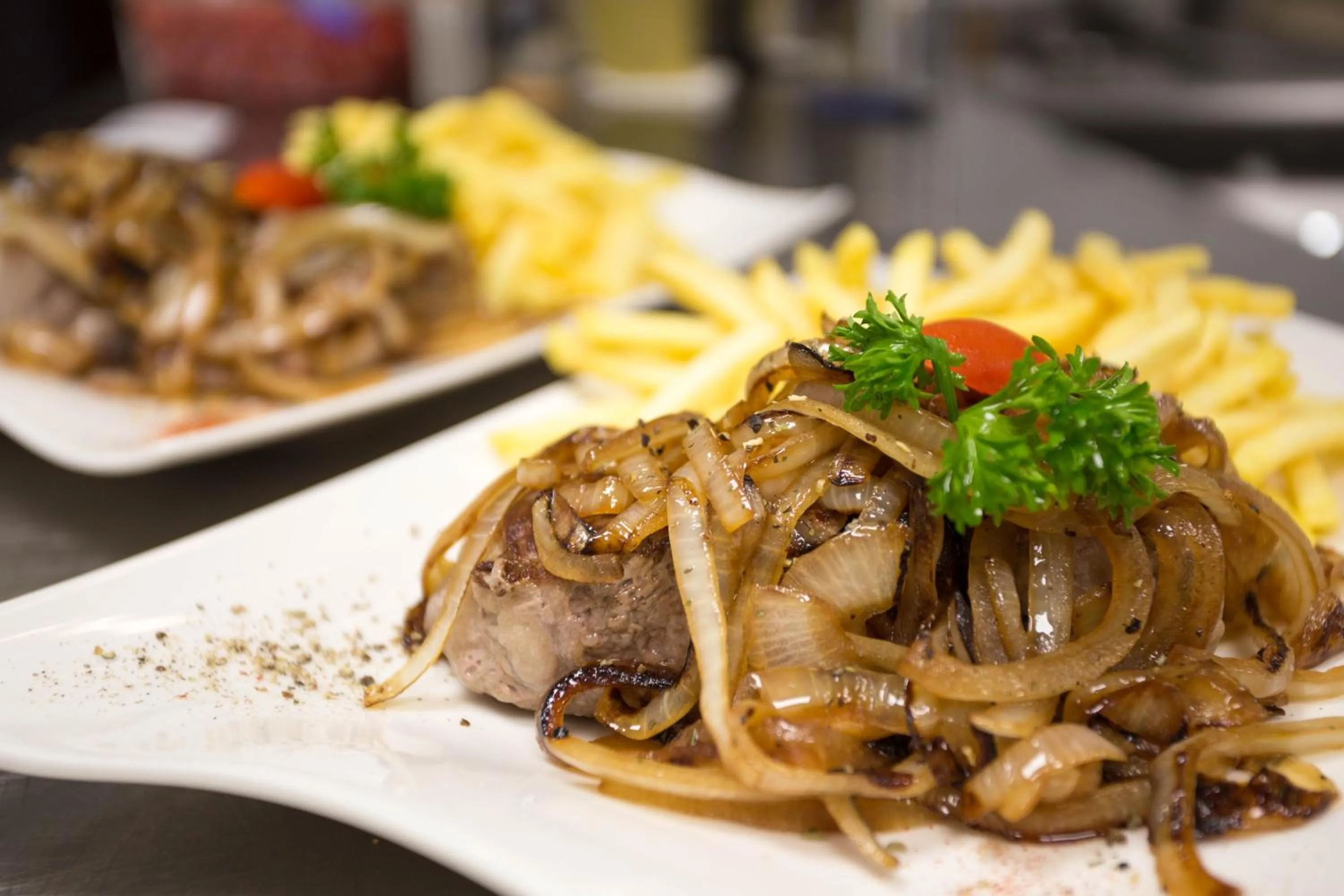 Food and drinks in Hotel Restaurant Sonnenlay