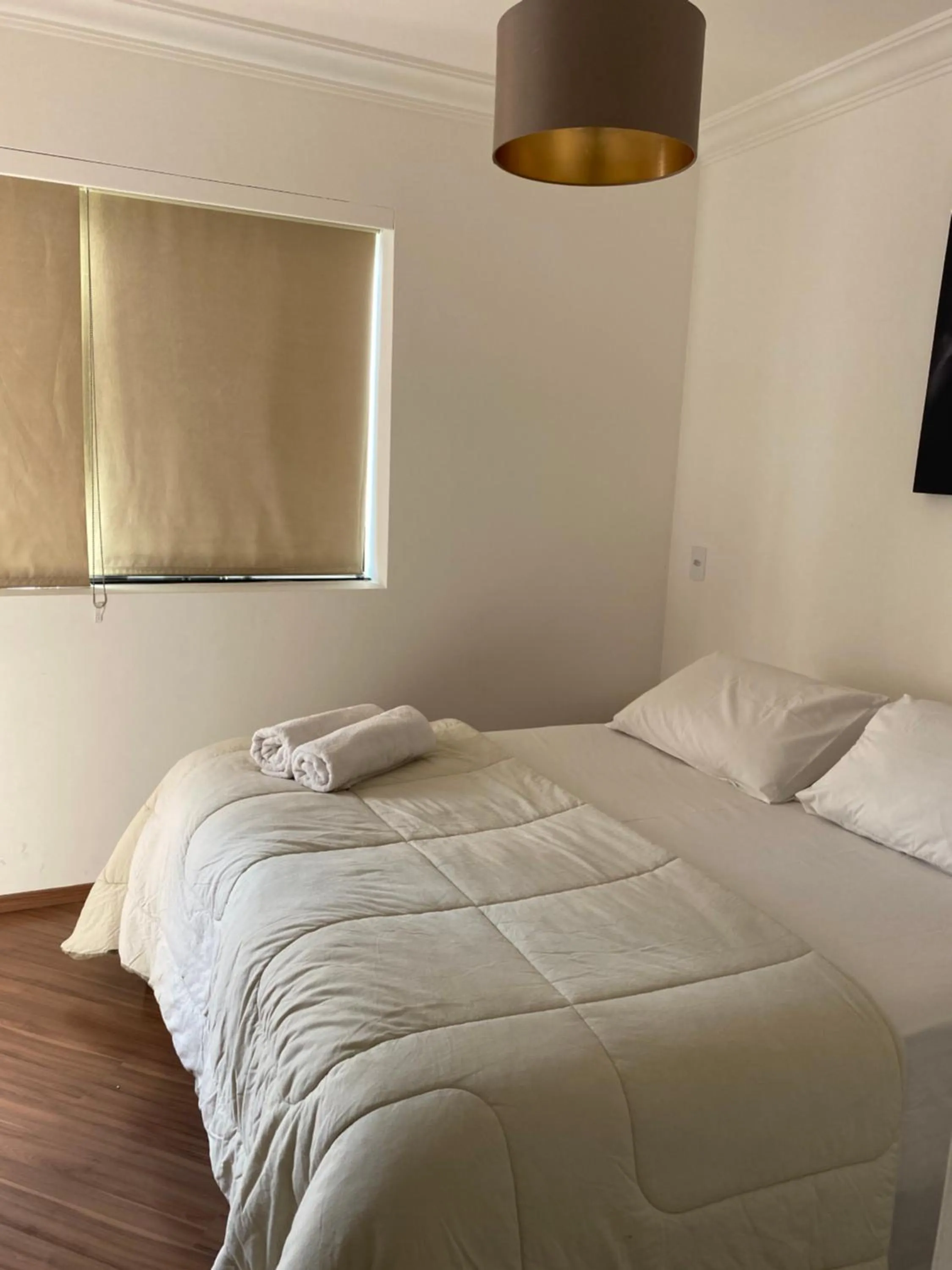 Bed in Oscar Freire Flat SP