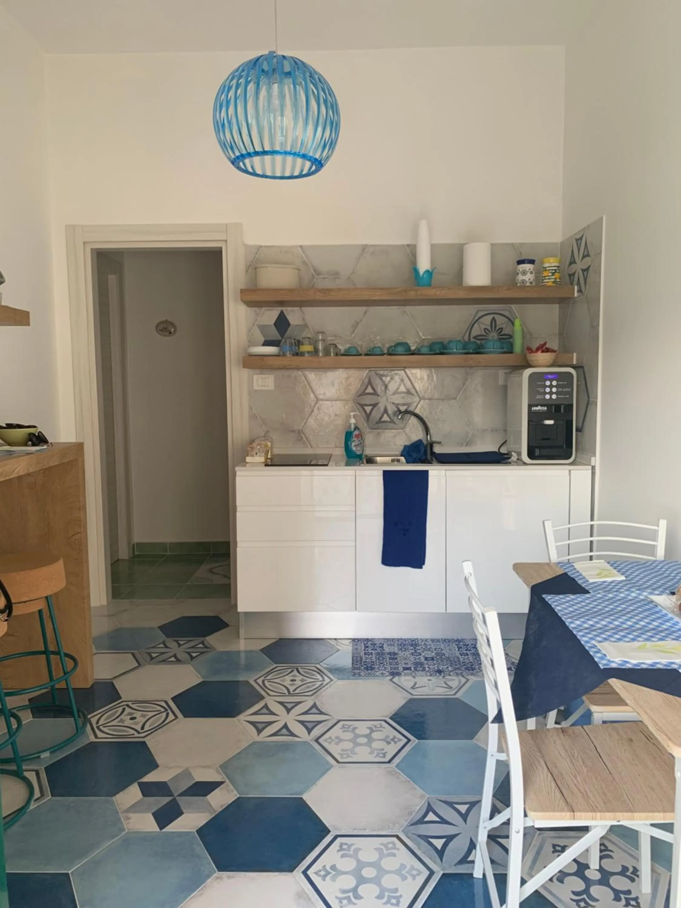 Kitchen or kitchenette in Mille tramonti Agropoli sunset suite