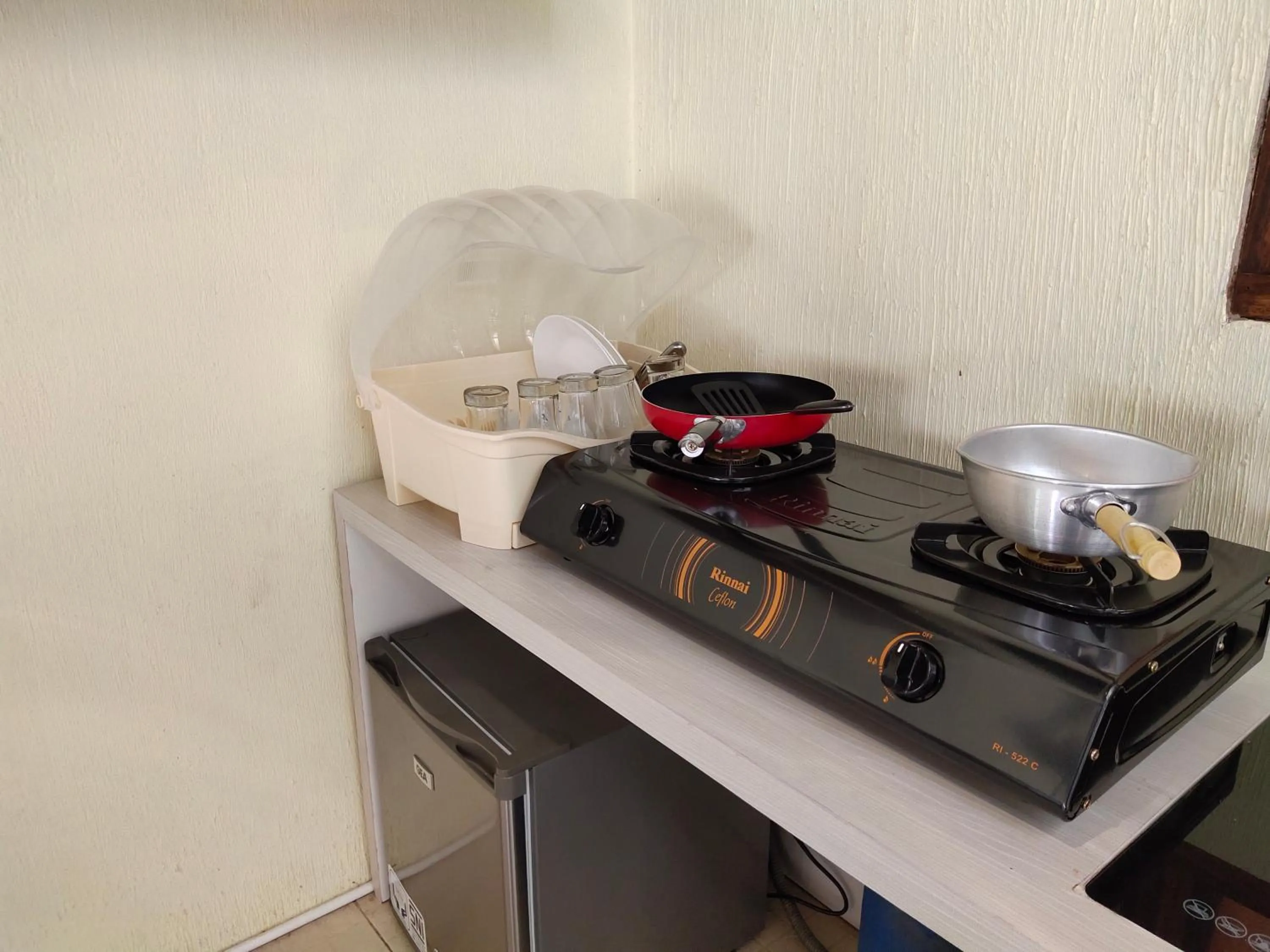 Kitchen or kitchenette in De Hanami Homestay @Sapphire