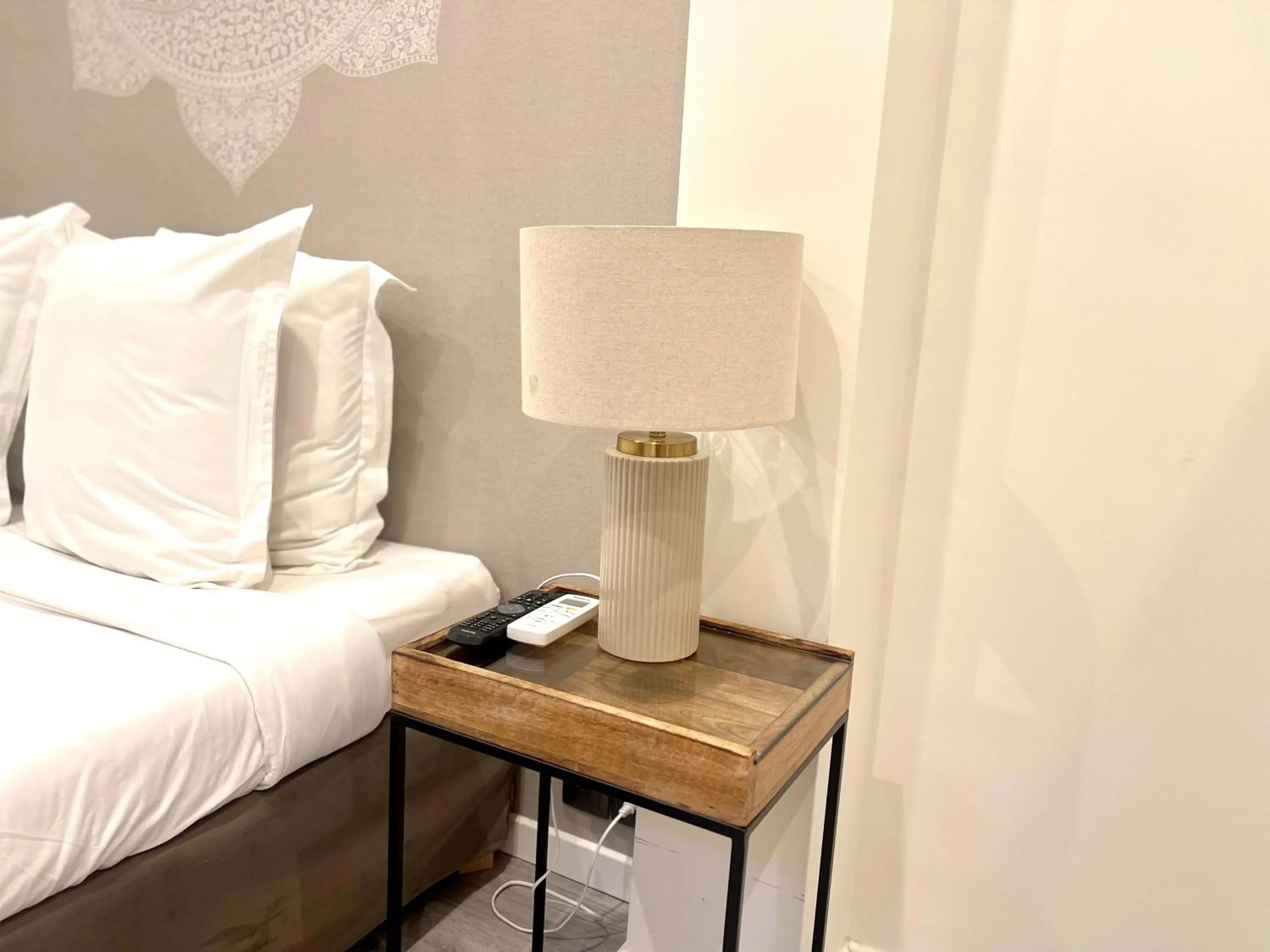 Bedroom, Bed in Villa Berlioz