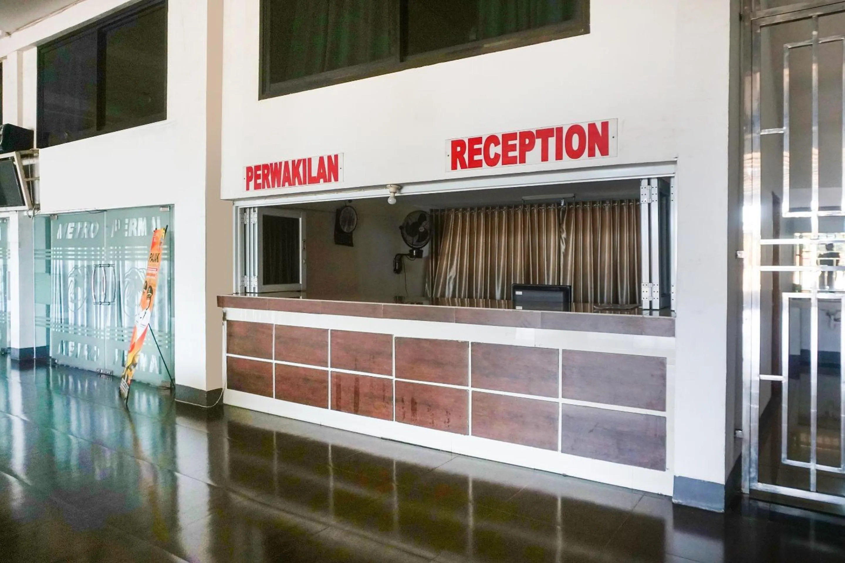 Lobby or reception in OYO Flagship 91534 Wisma Metro Permai