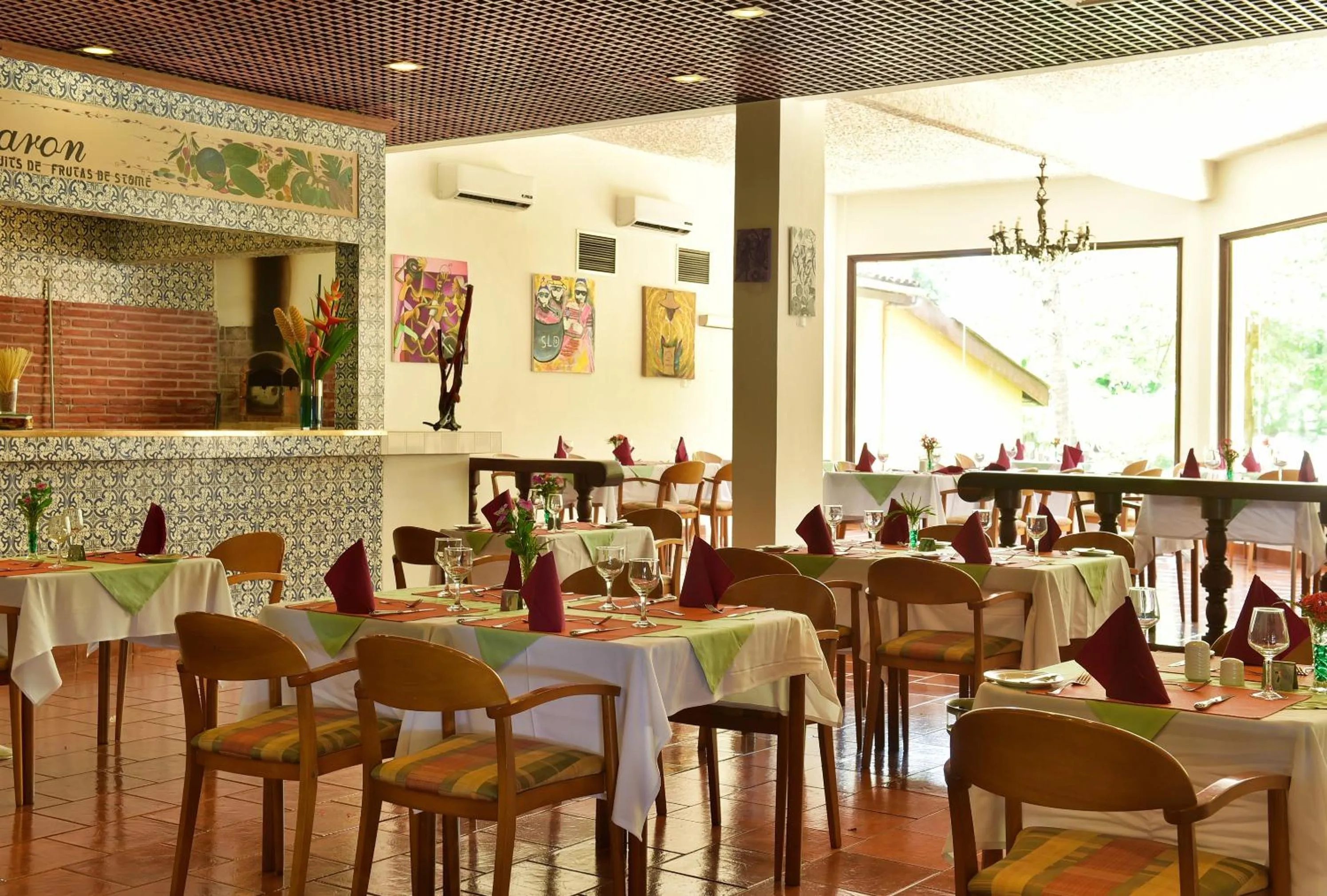 Restaurant/places to eat in Pestana Miramar São Tomé