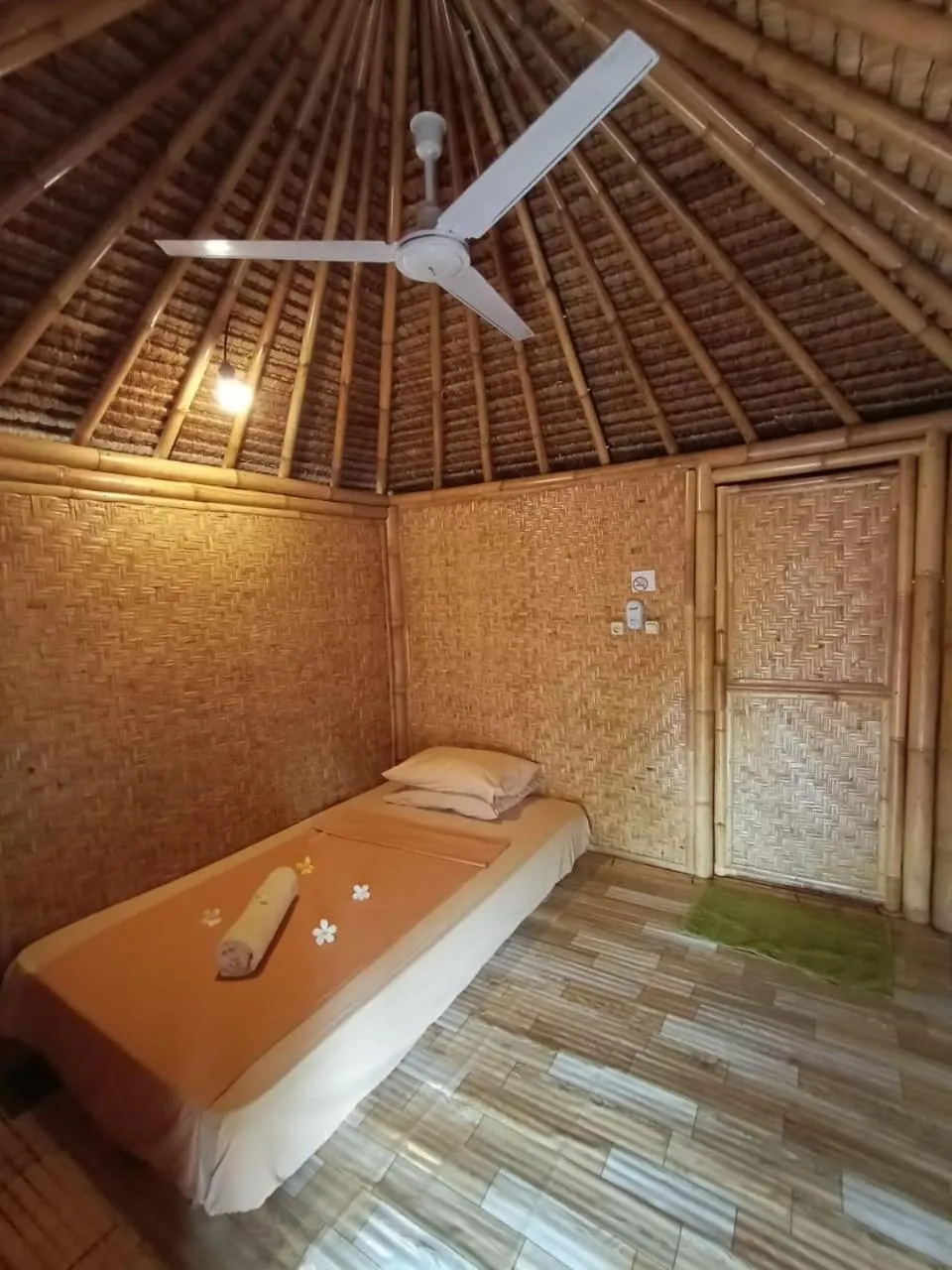 Bed in Gili Kampoeng