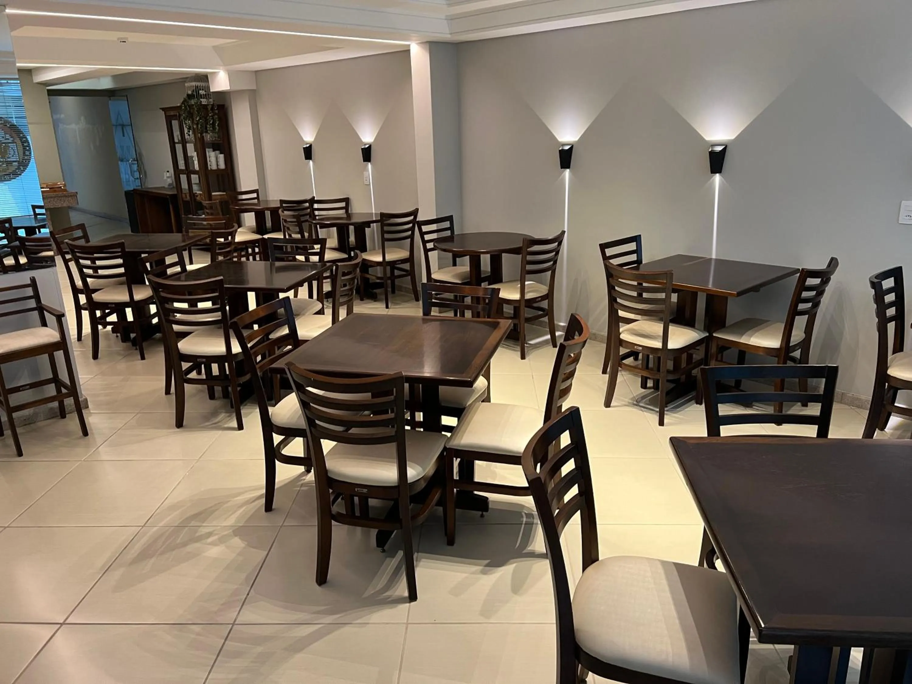 Restaurant/places to eat in Hotel Steinhausen