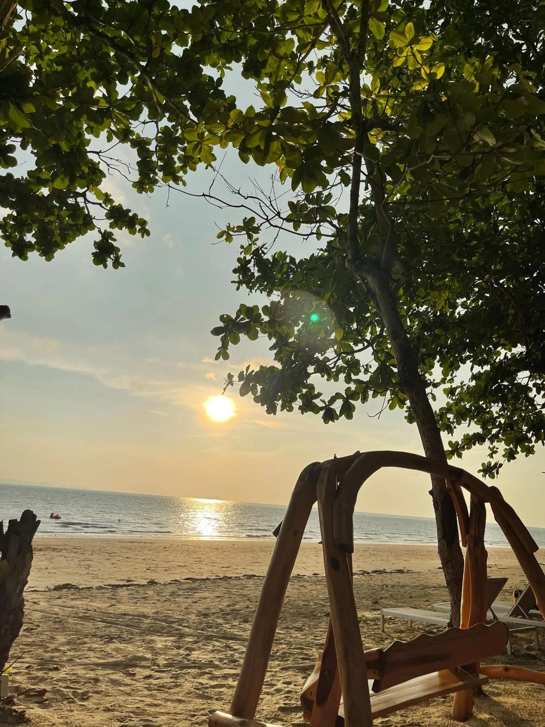 Beach in Koh Jum Delight Beach