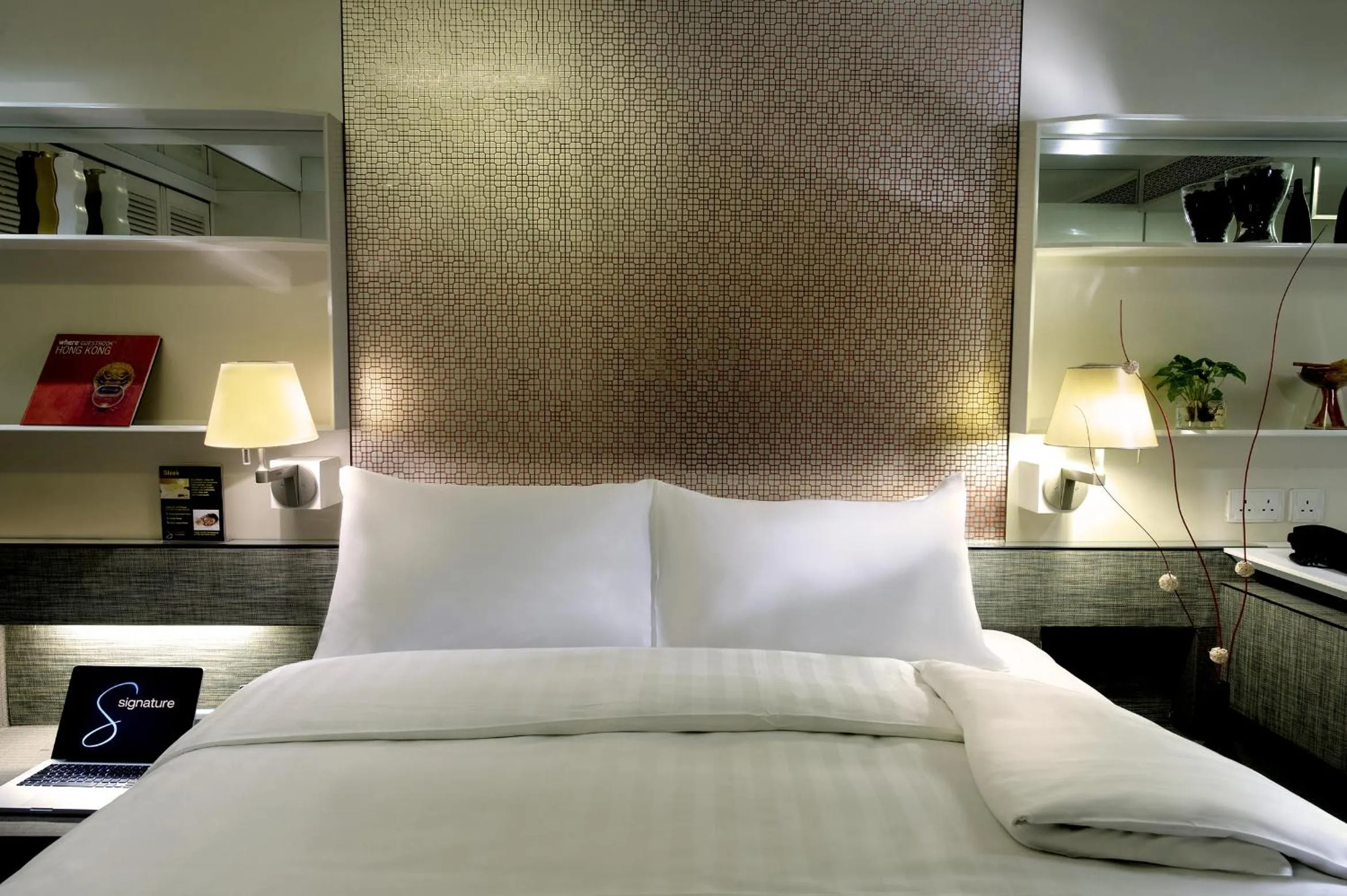 Bed in Charterhouse Causeway Bay