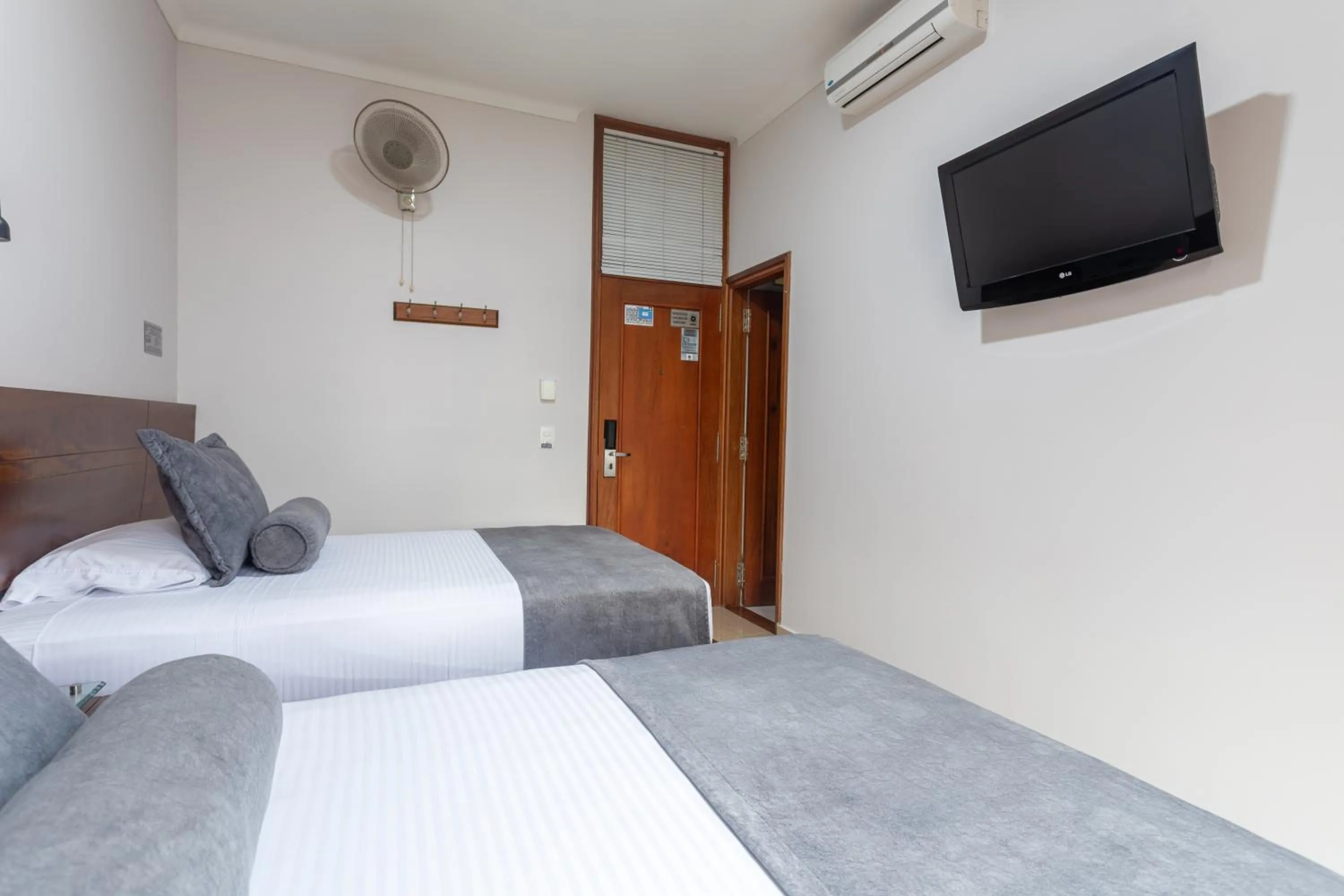 Photo of the whole room, Bed in Hotel Sauces del Estadio