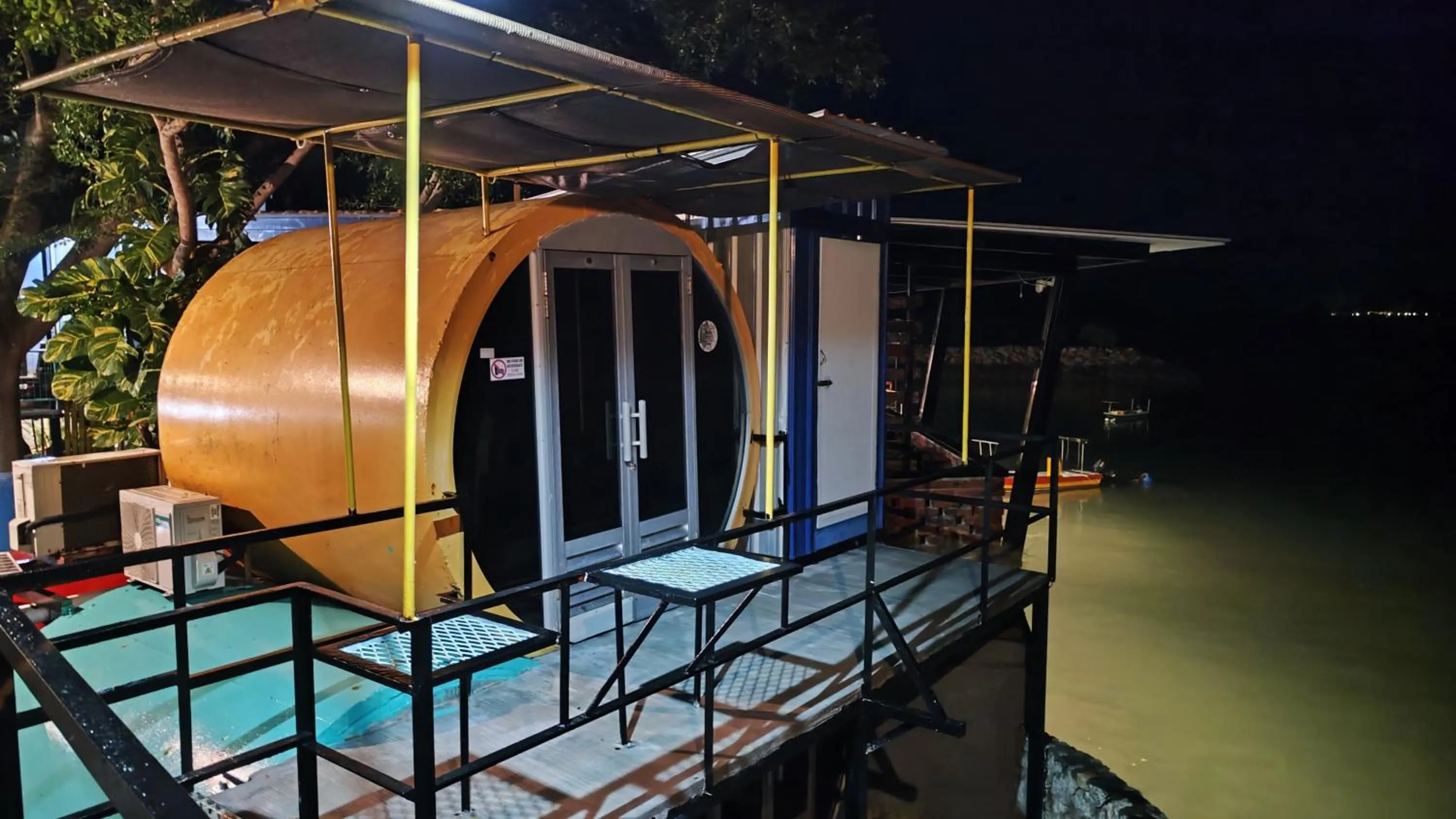 Property building in Tubotel