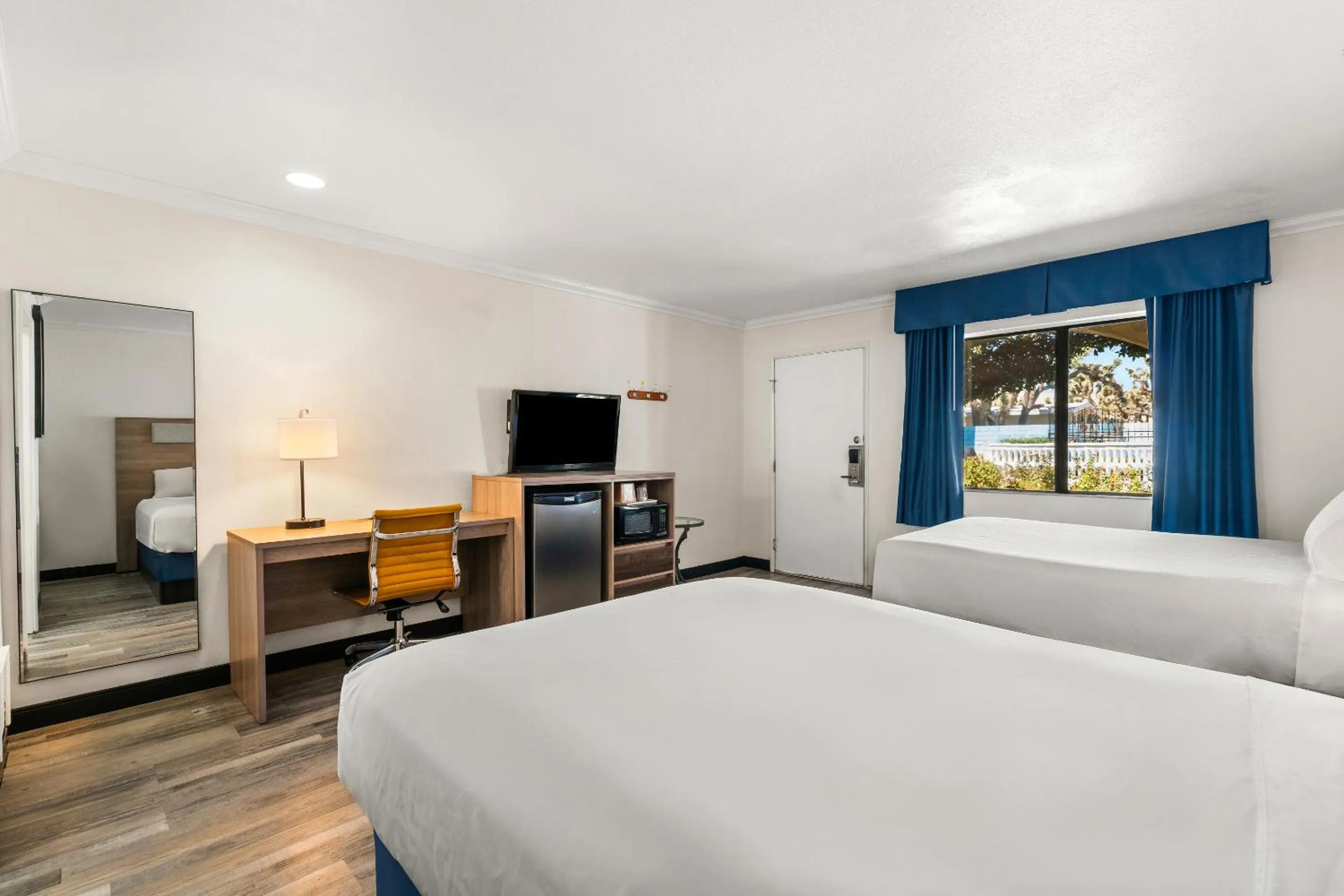 Bed in Americas Best Value Inn and Suites -Yucca Valley