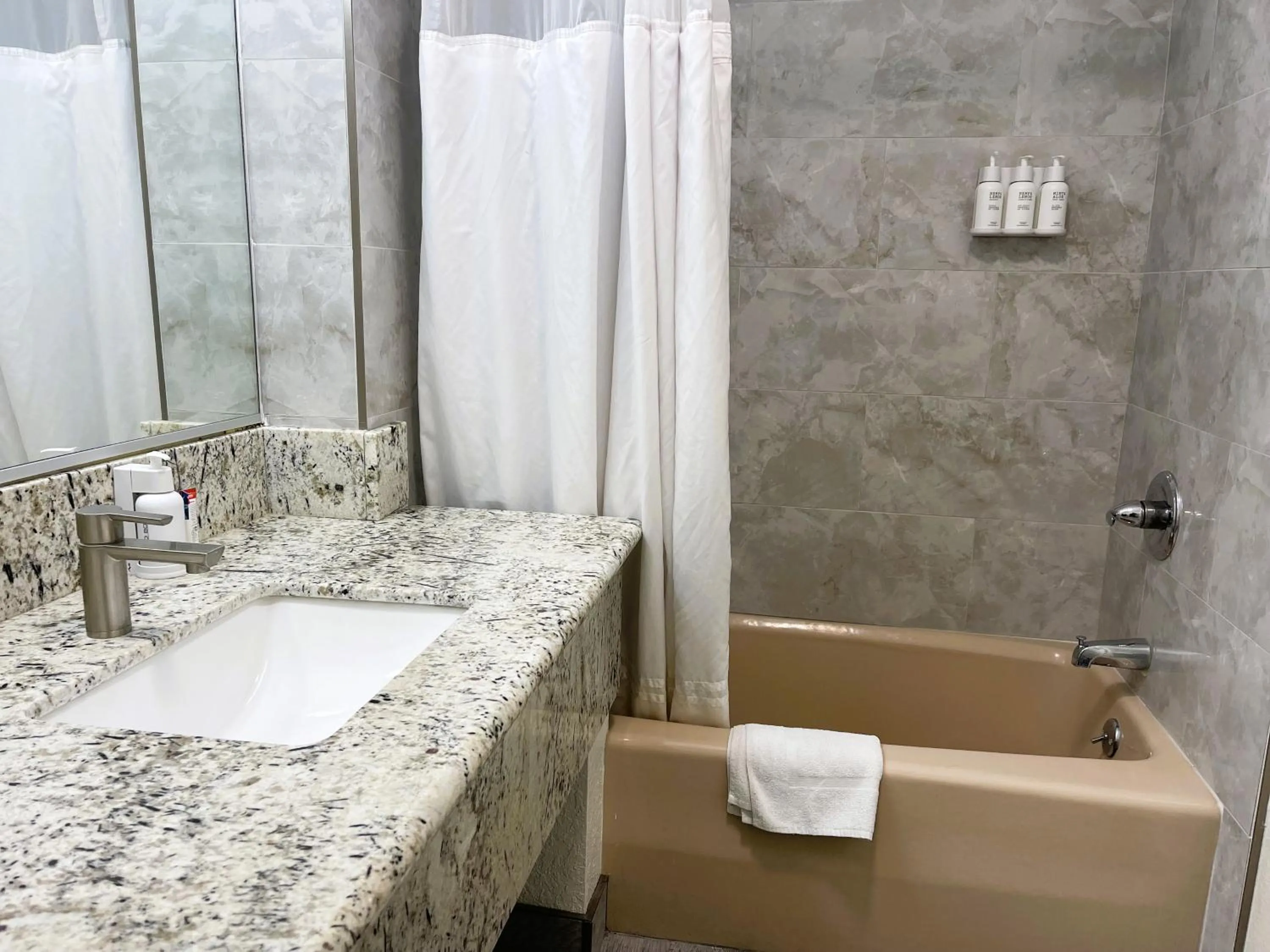 Americas Best Value Inn and Suites -Yucca Valley