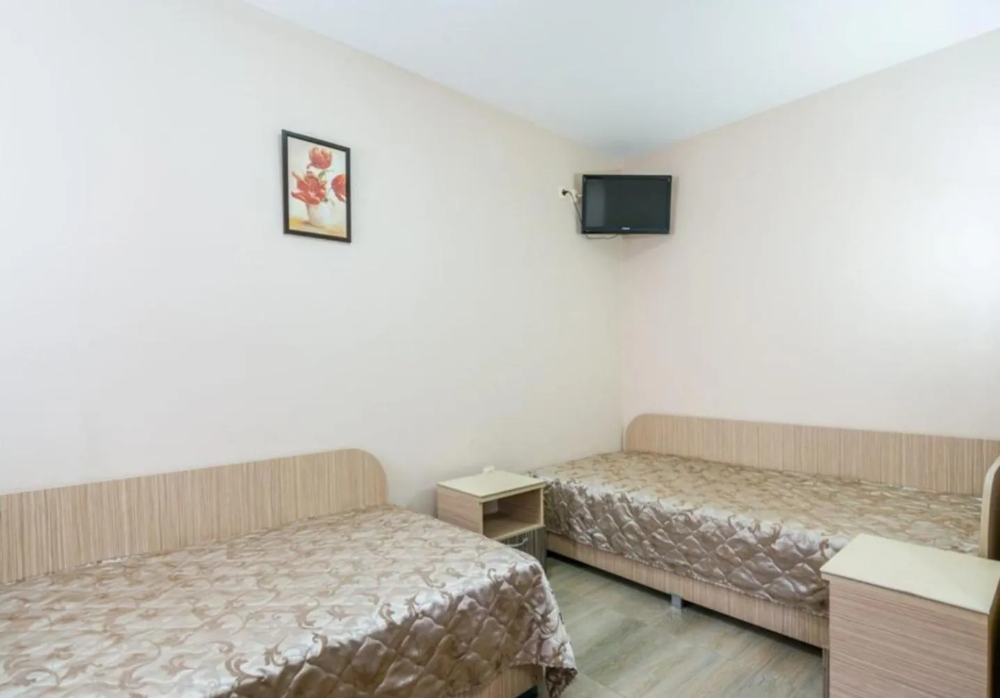 Photo of the whole room, Bed in Hotel Fantasy