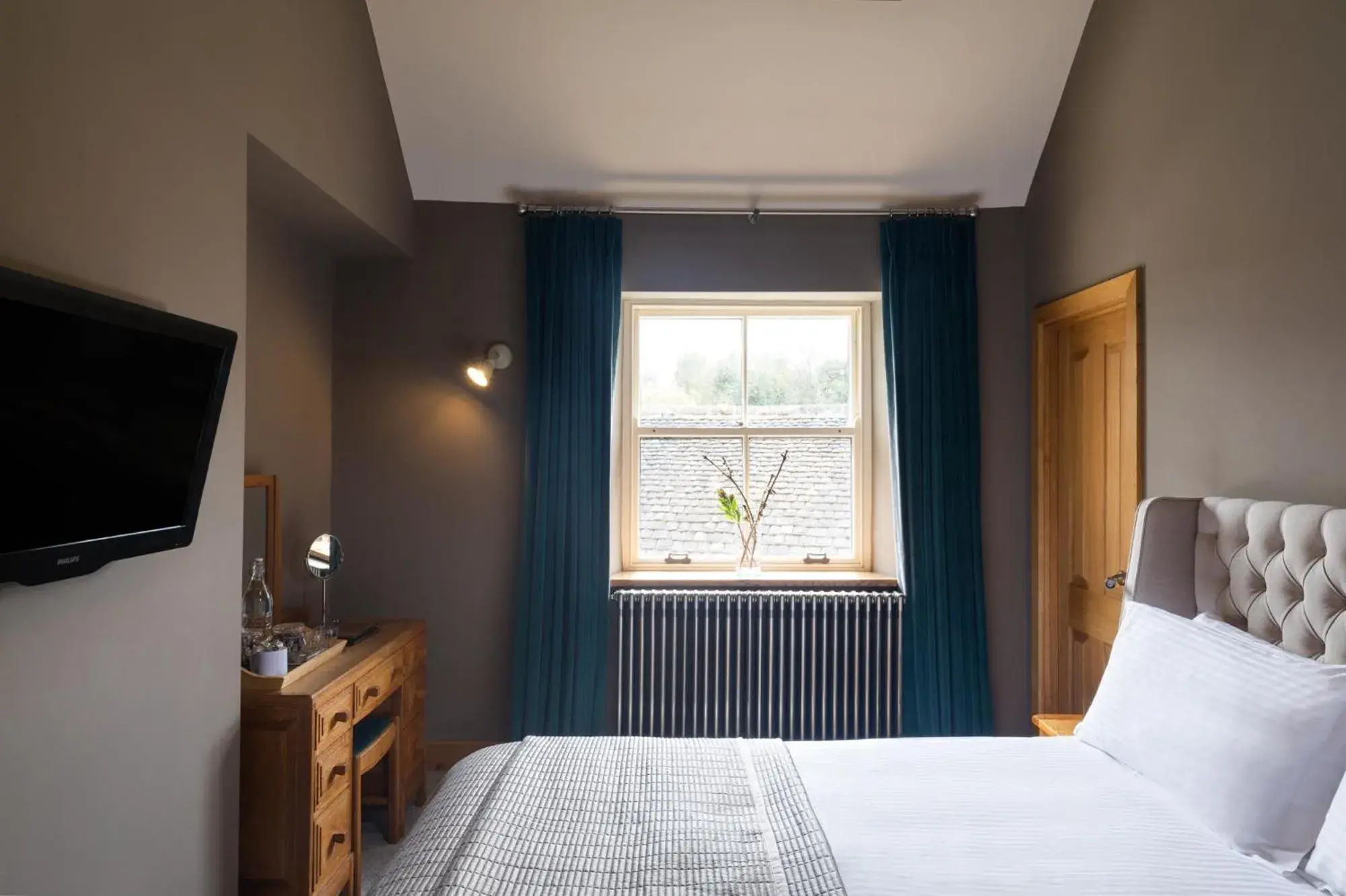 Double Room in The Royal Oak Tetbury Double Room in The Royal Oak Tetbury