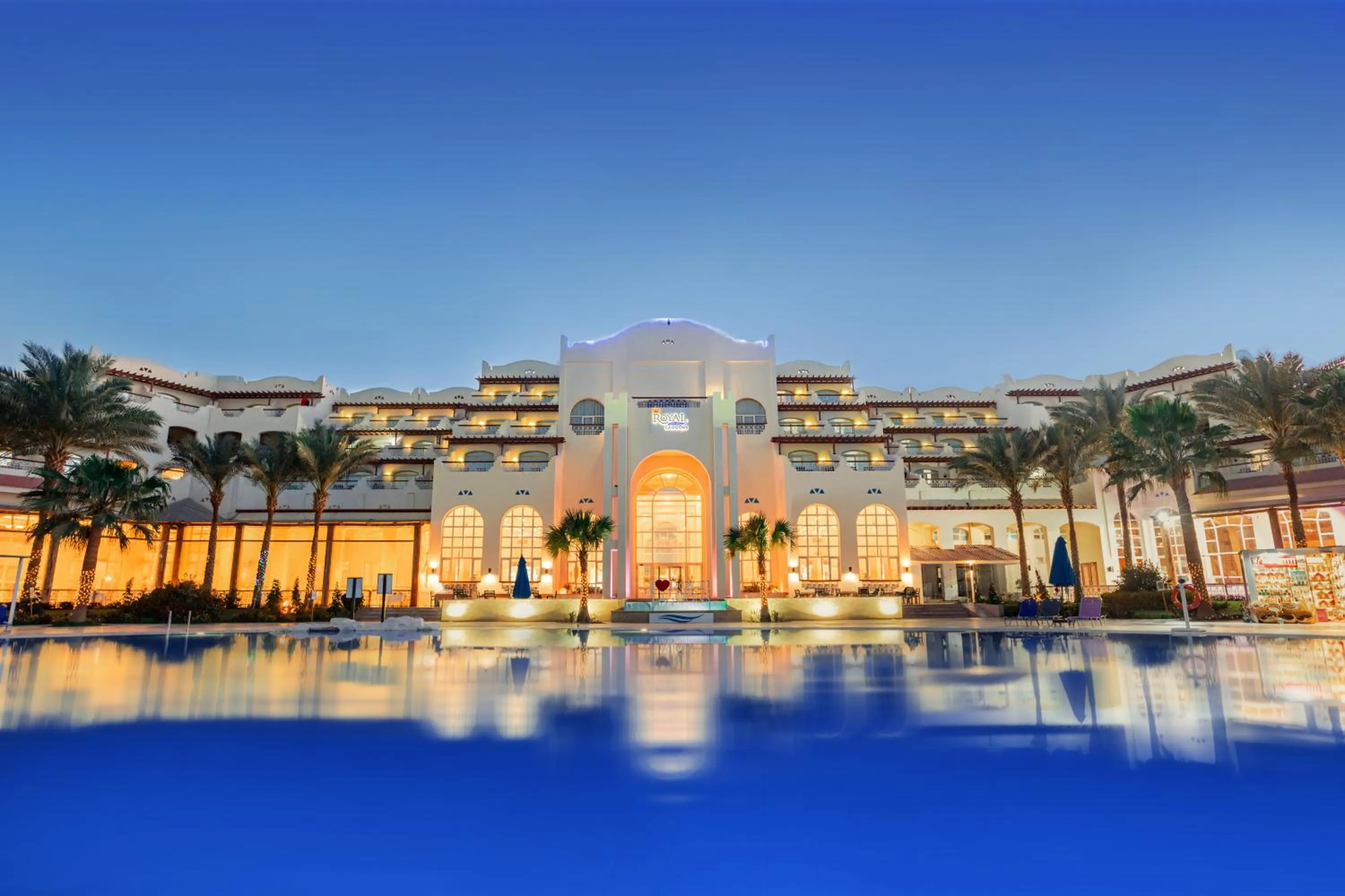 Royal Lagoons Resort & Aqua Park Families and Couples Only