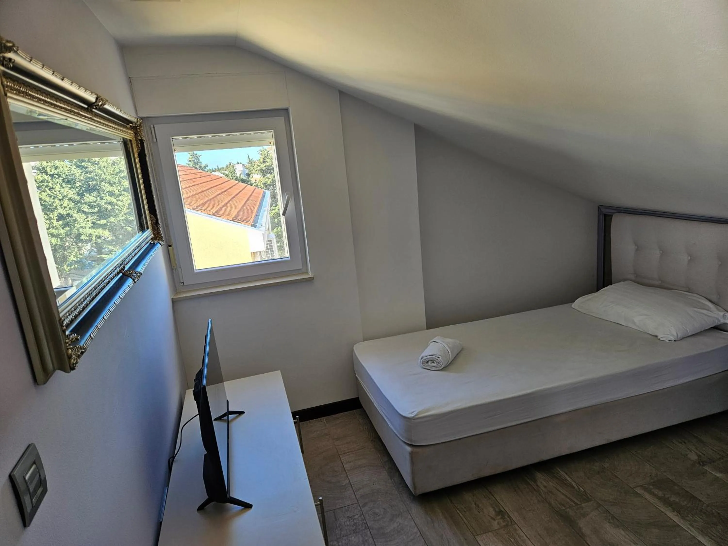 Bed in Kristal Paris Resort