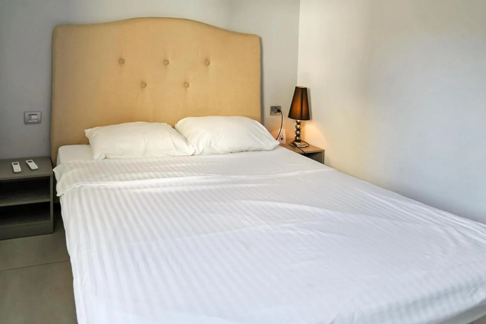 Bed in Kristal Paris Resort