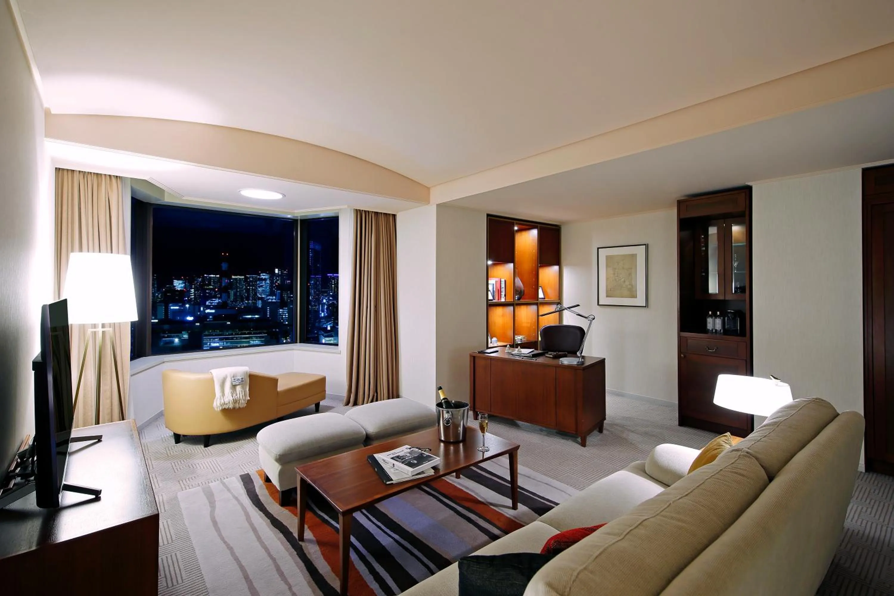 Photo of the whole room in Imperial Hotel Tokyo