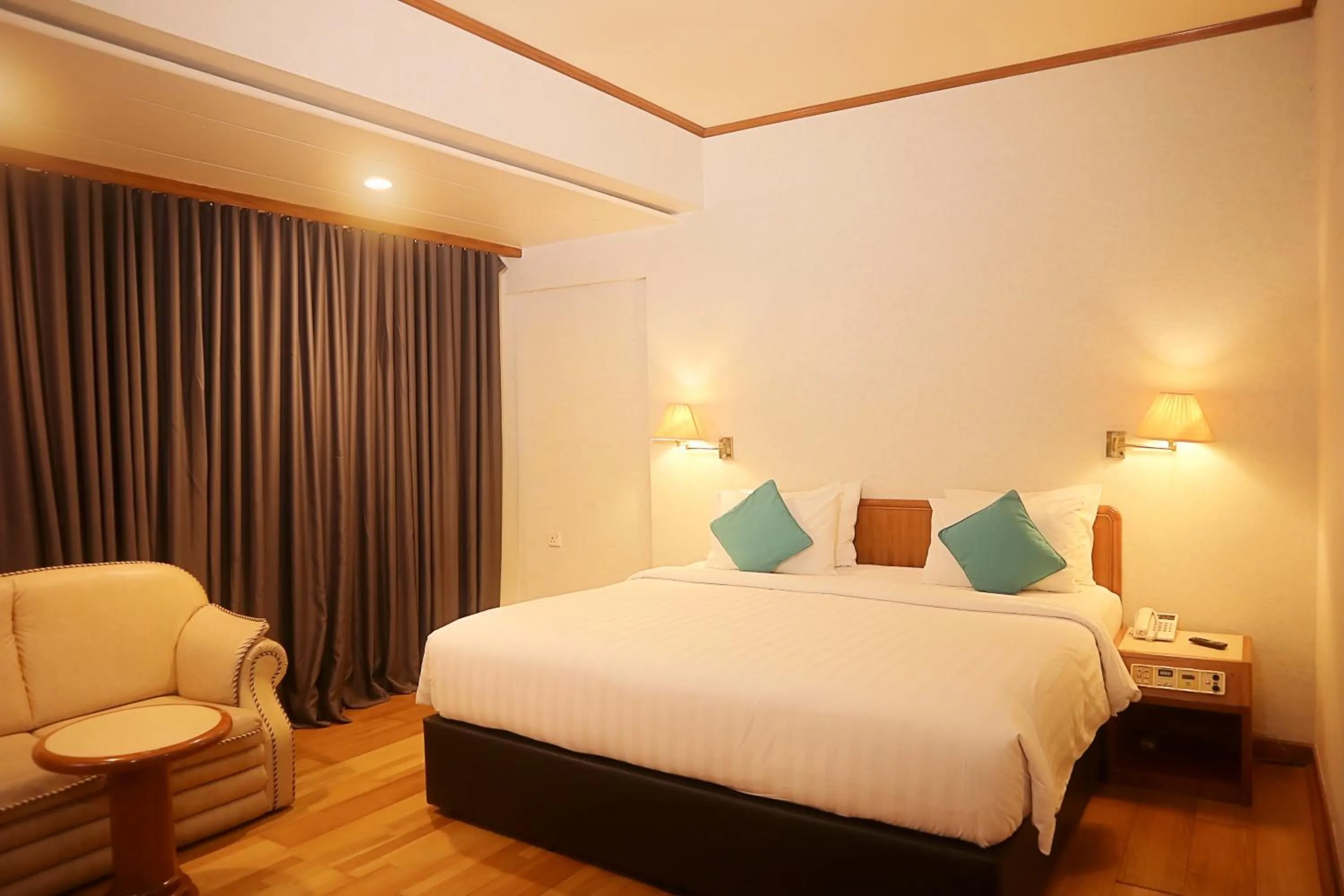 Photo of the whole room, Bed in The Hills Batam