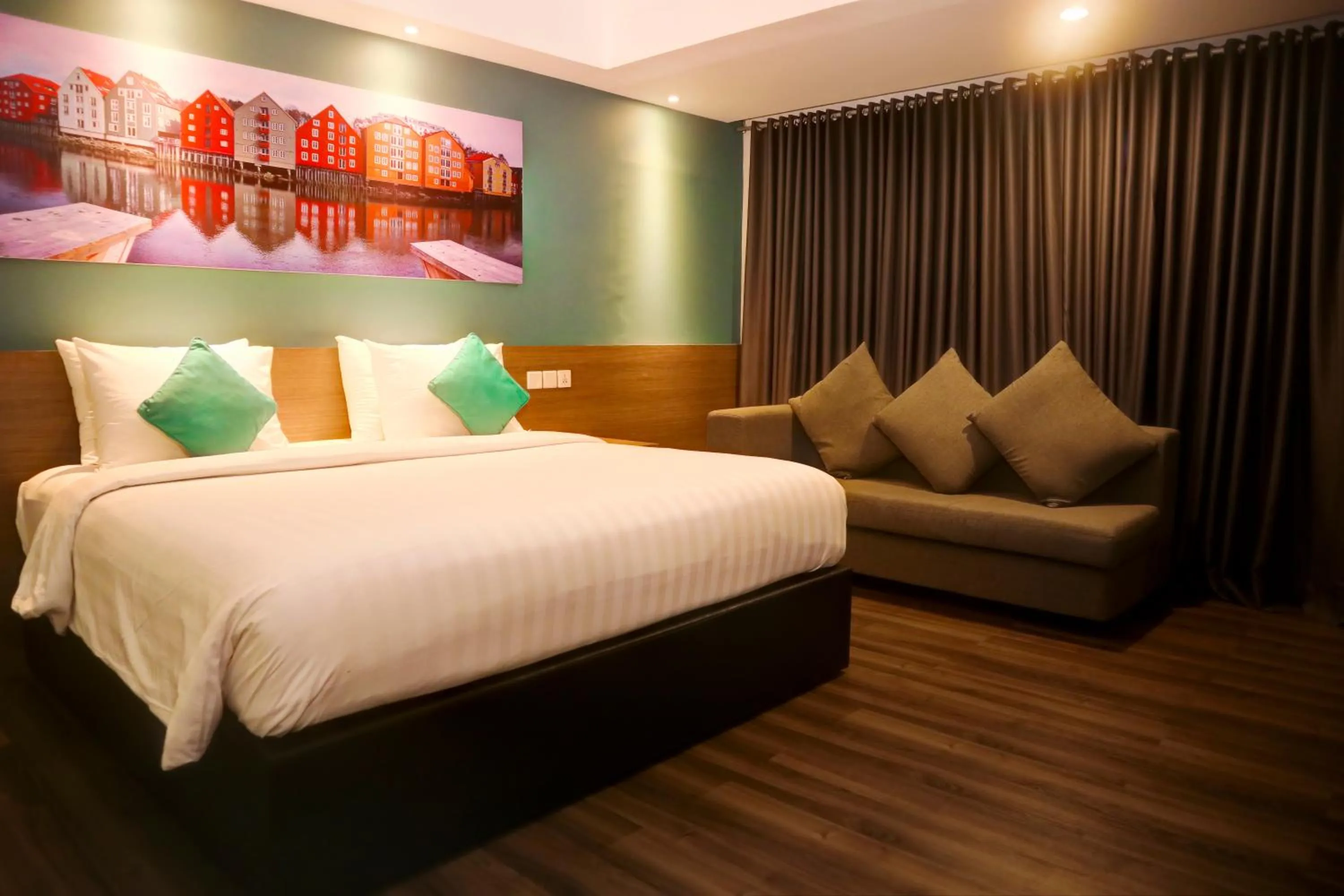 Photo of the whole room, Bed in The Hills Batam