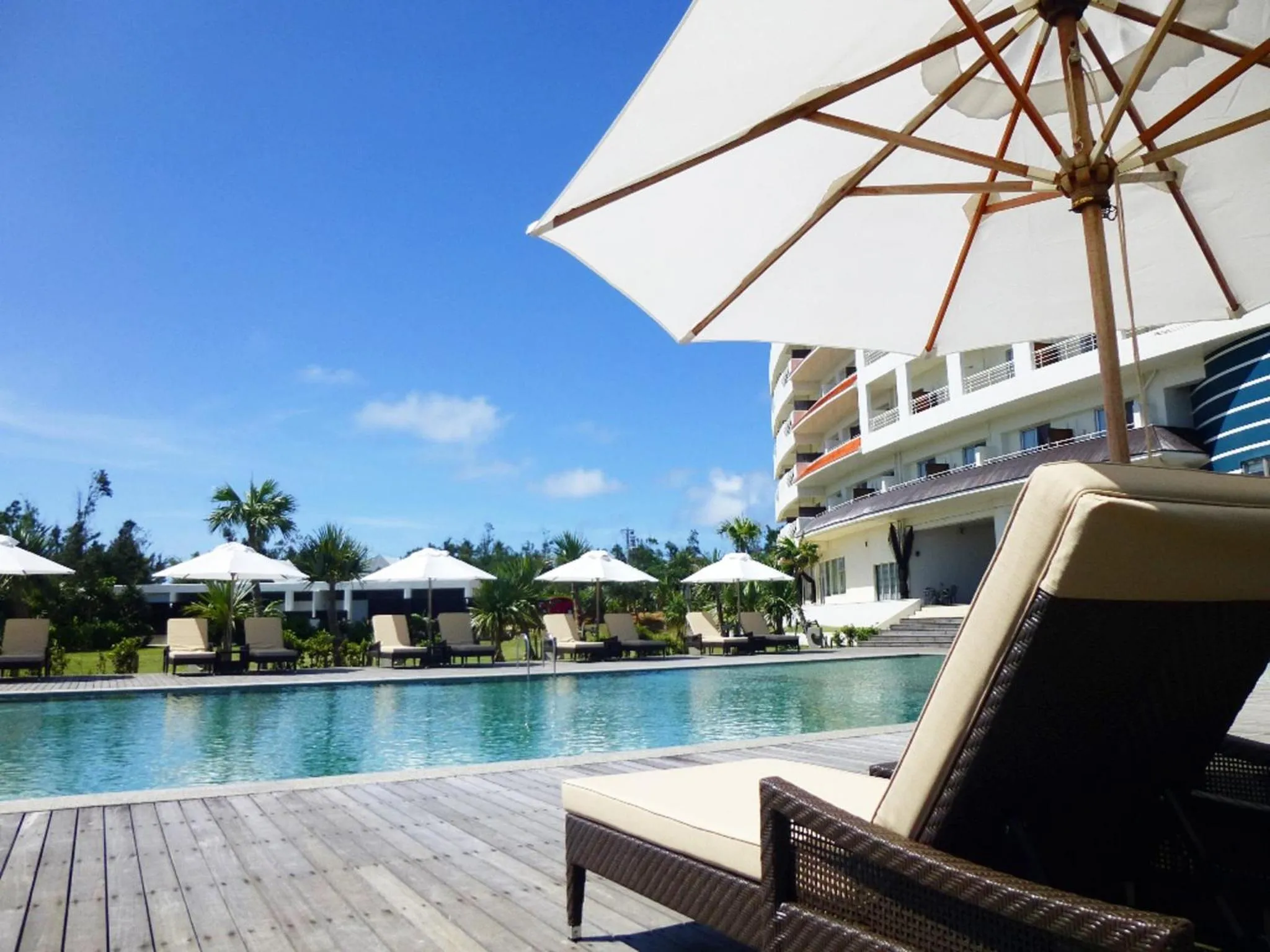 Swimming pool in Cypress Resort Kumejima