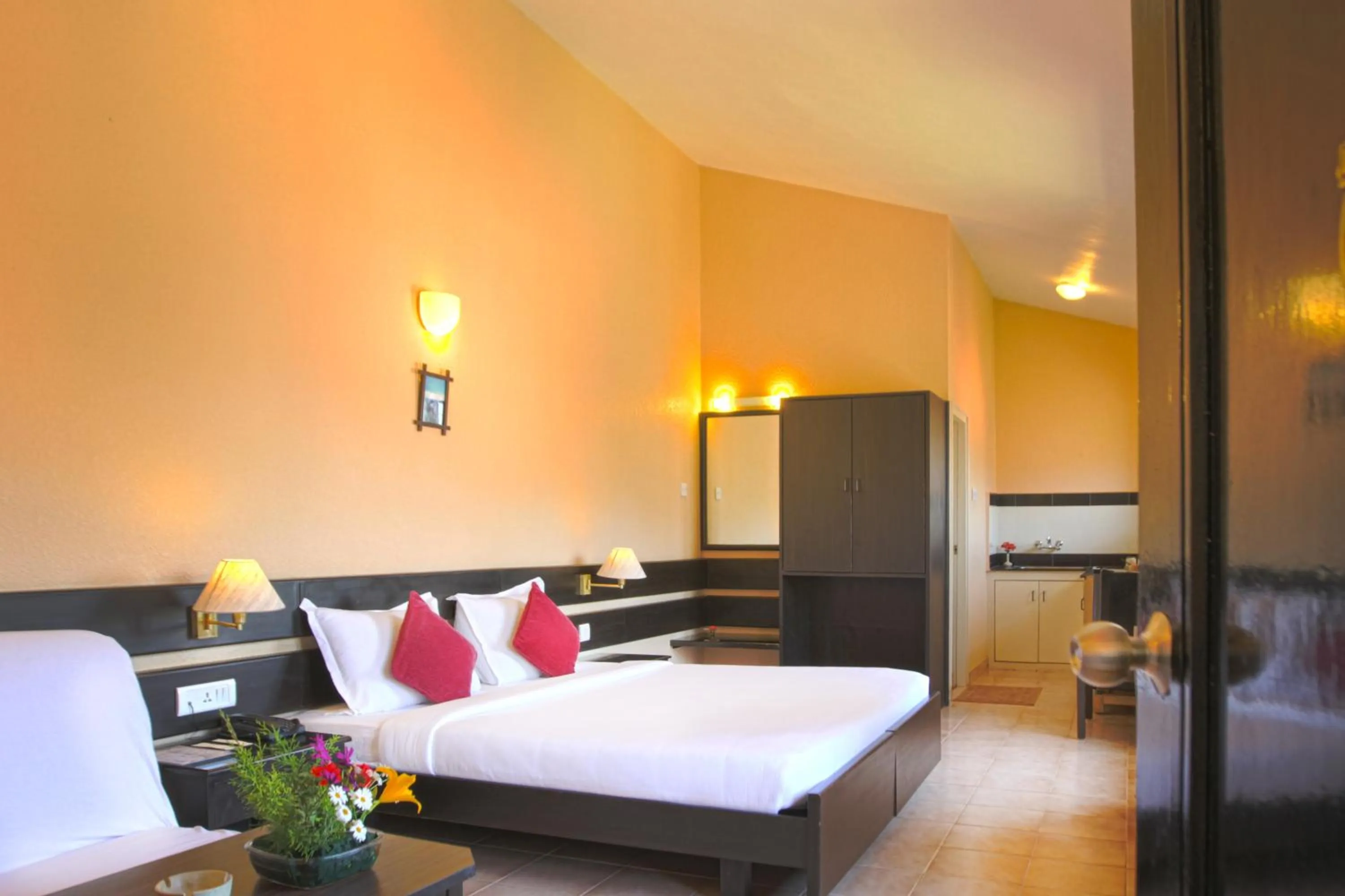 Bedroom, Bed in Green Pastures - A Hill Country Resort