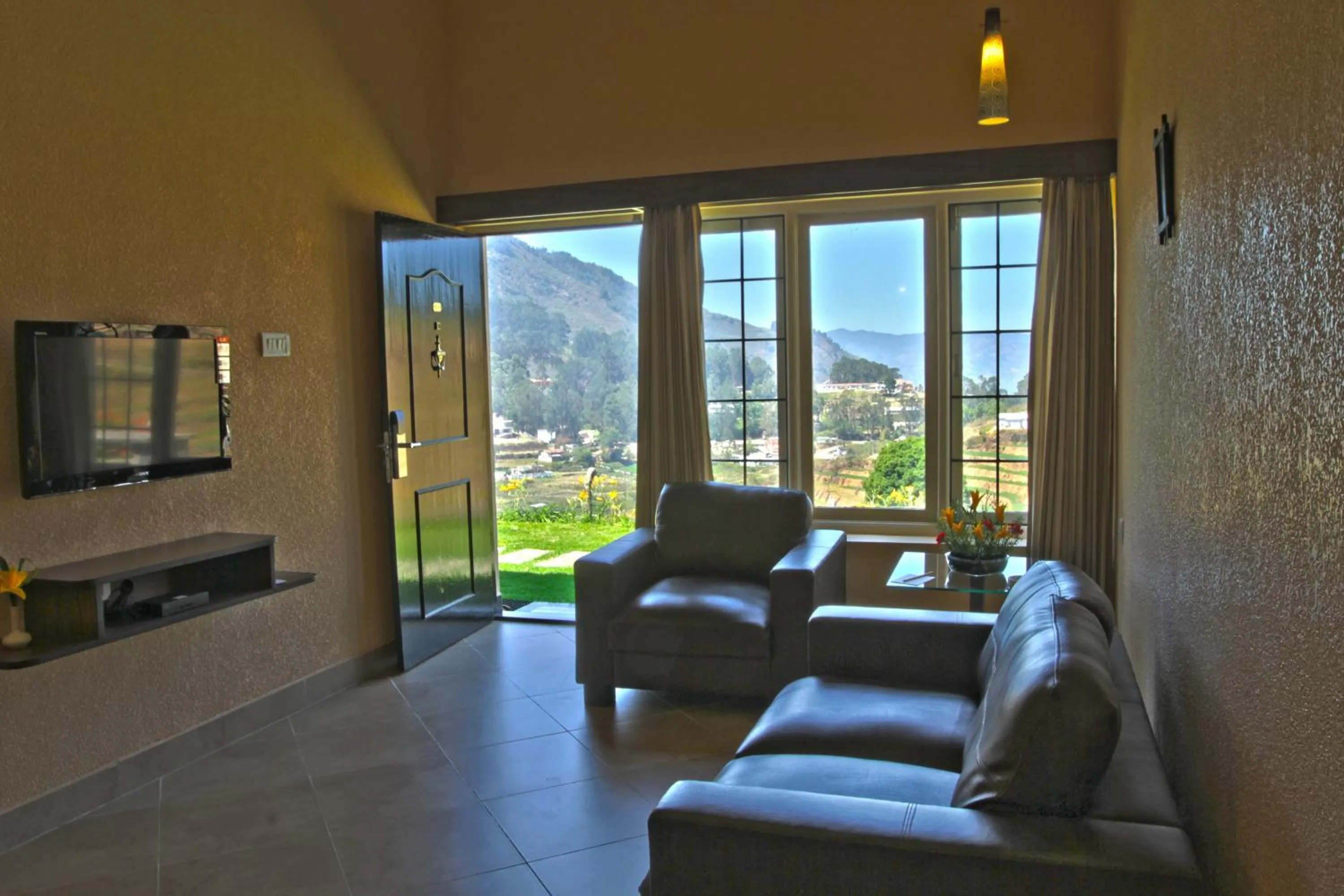 Living room in Green Pastures - A Hill Country Resort