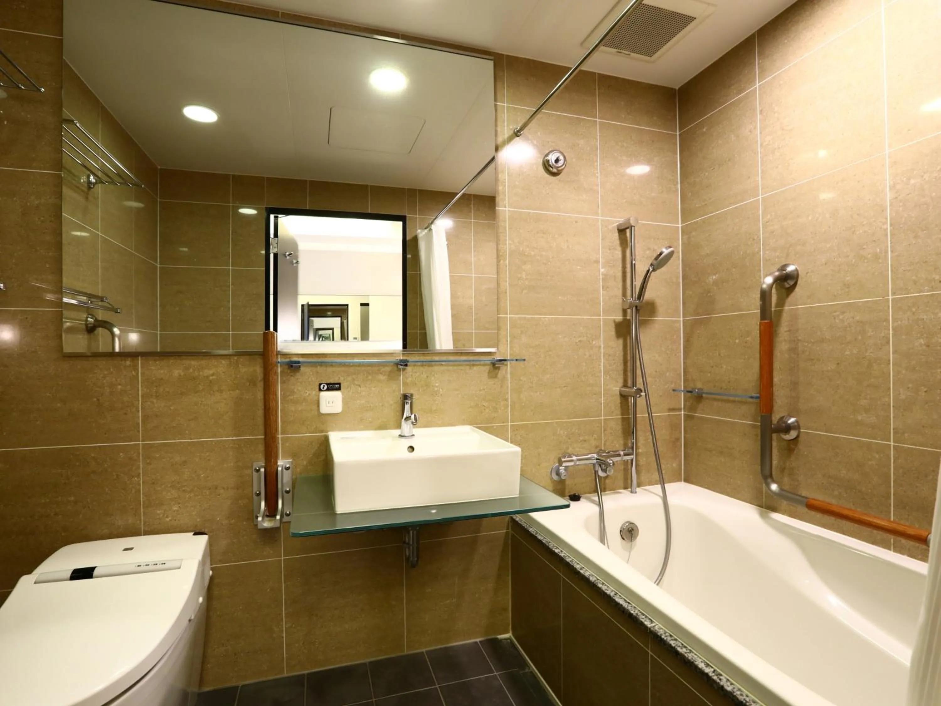 APA Hotel Ginza Shintomicho Ekimae