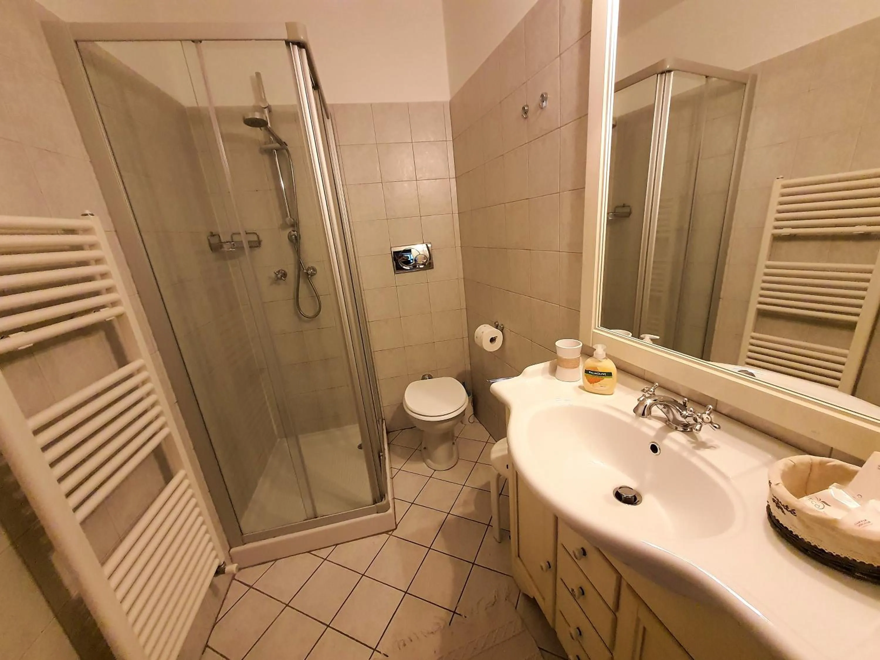 Shower in Villanuvola