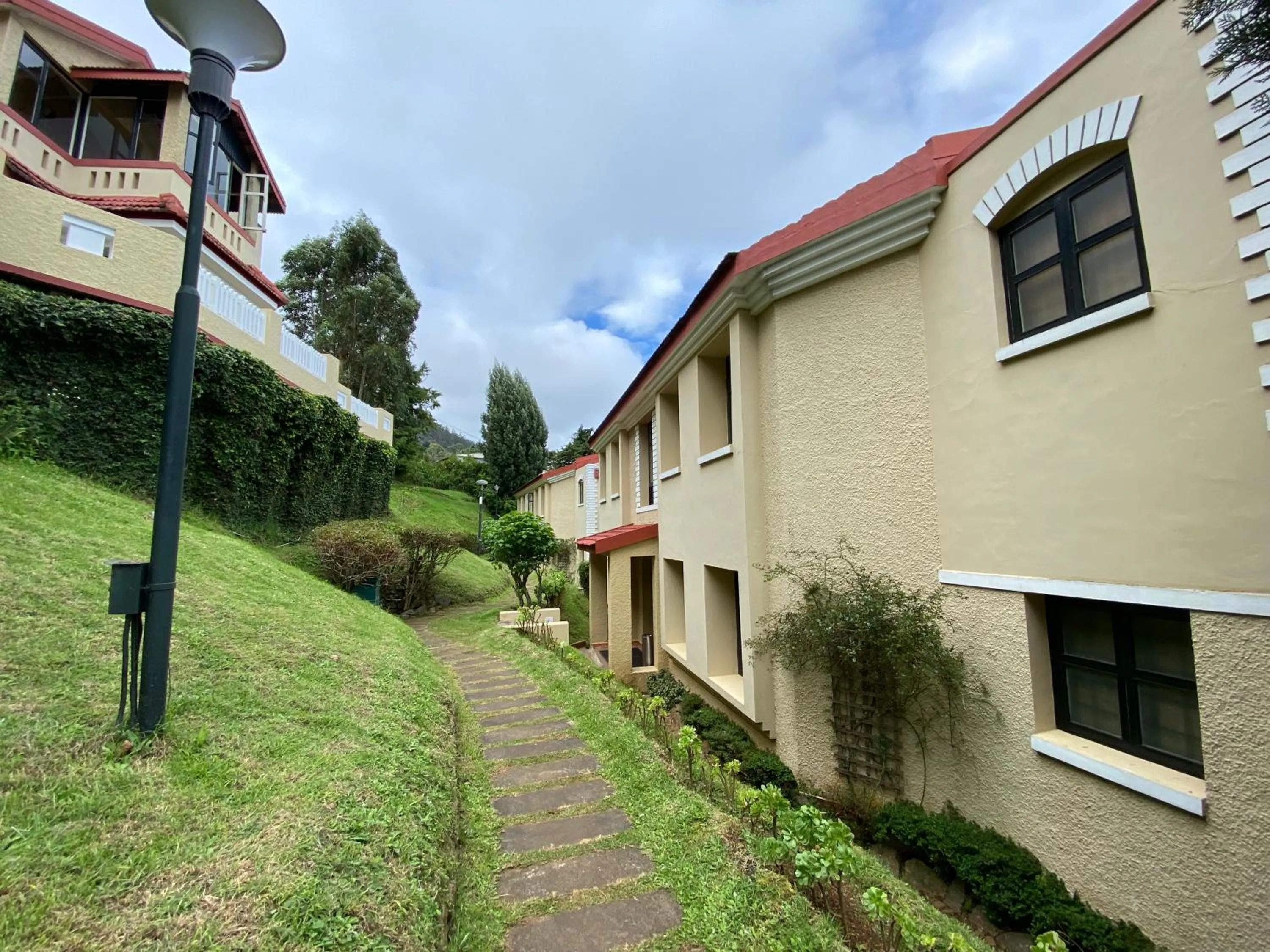 Property building in Mountain Retreat - A Hill Country Resort