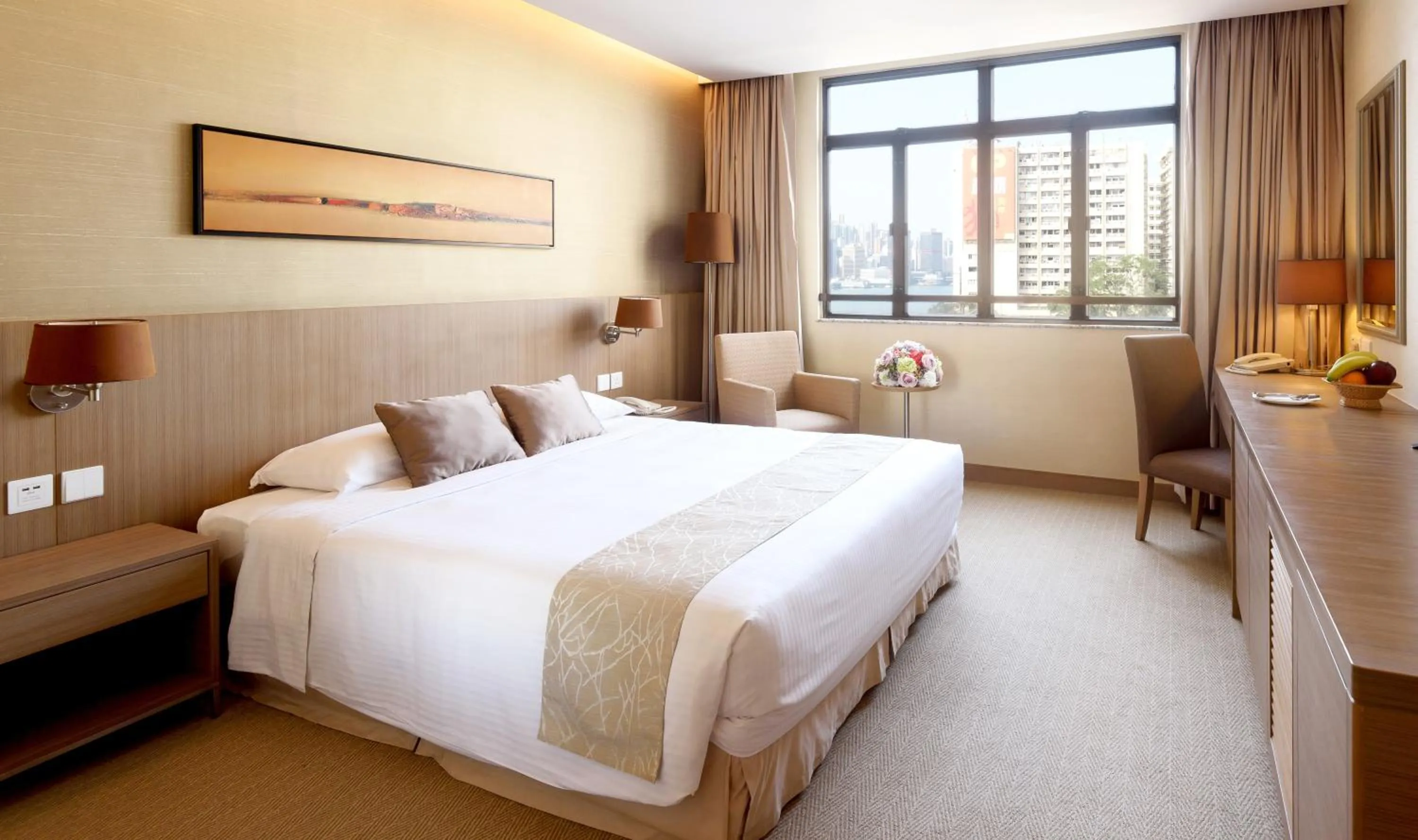 Photo of the whole room, Bed in The Salisbury - YMCA of Hong Kong