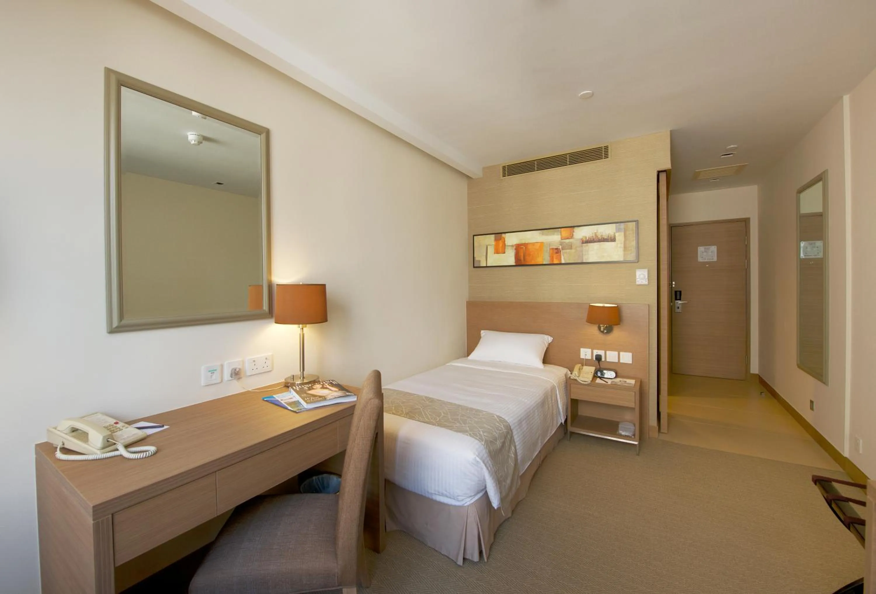 Photo of the whole room, Bed in The Salisbury - YMCA of Hong Kong