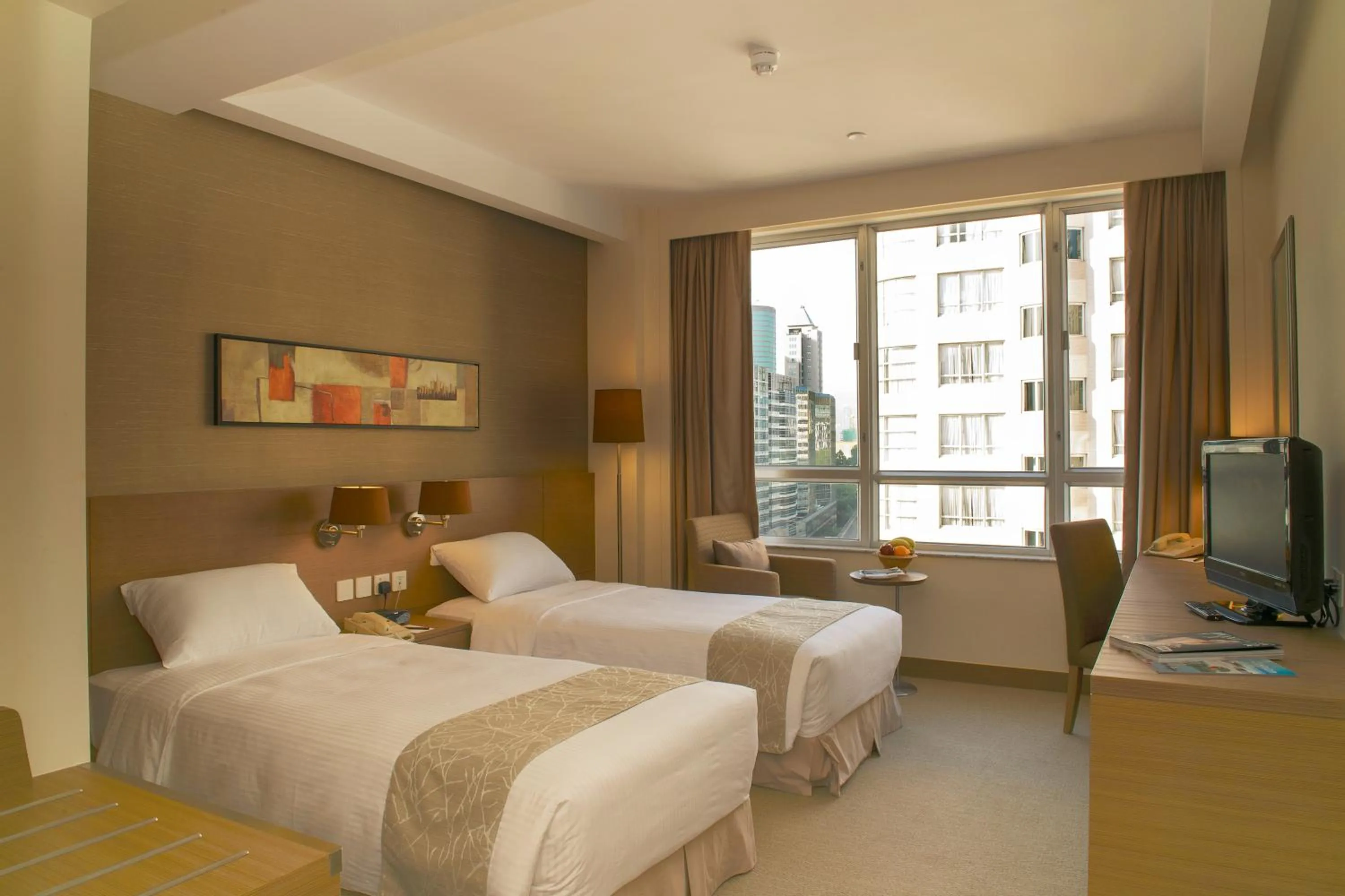 Bedroom, Bed in The Salisbury - YMCA of Hong Kong