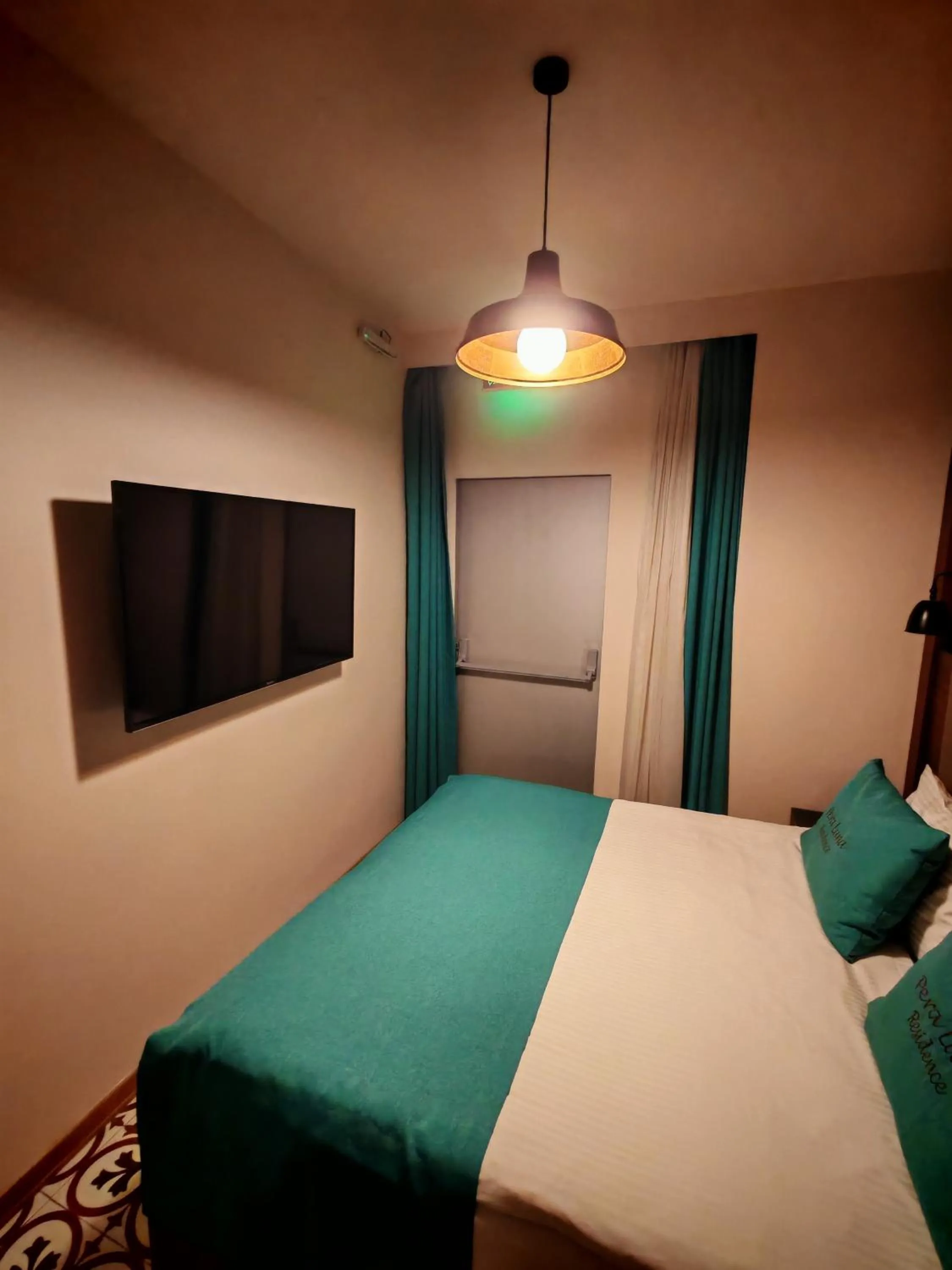 Economy Double Room in Pera Luna Residence