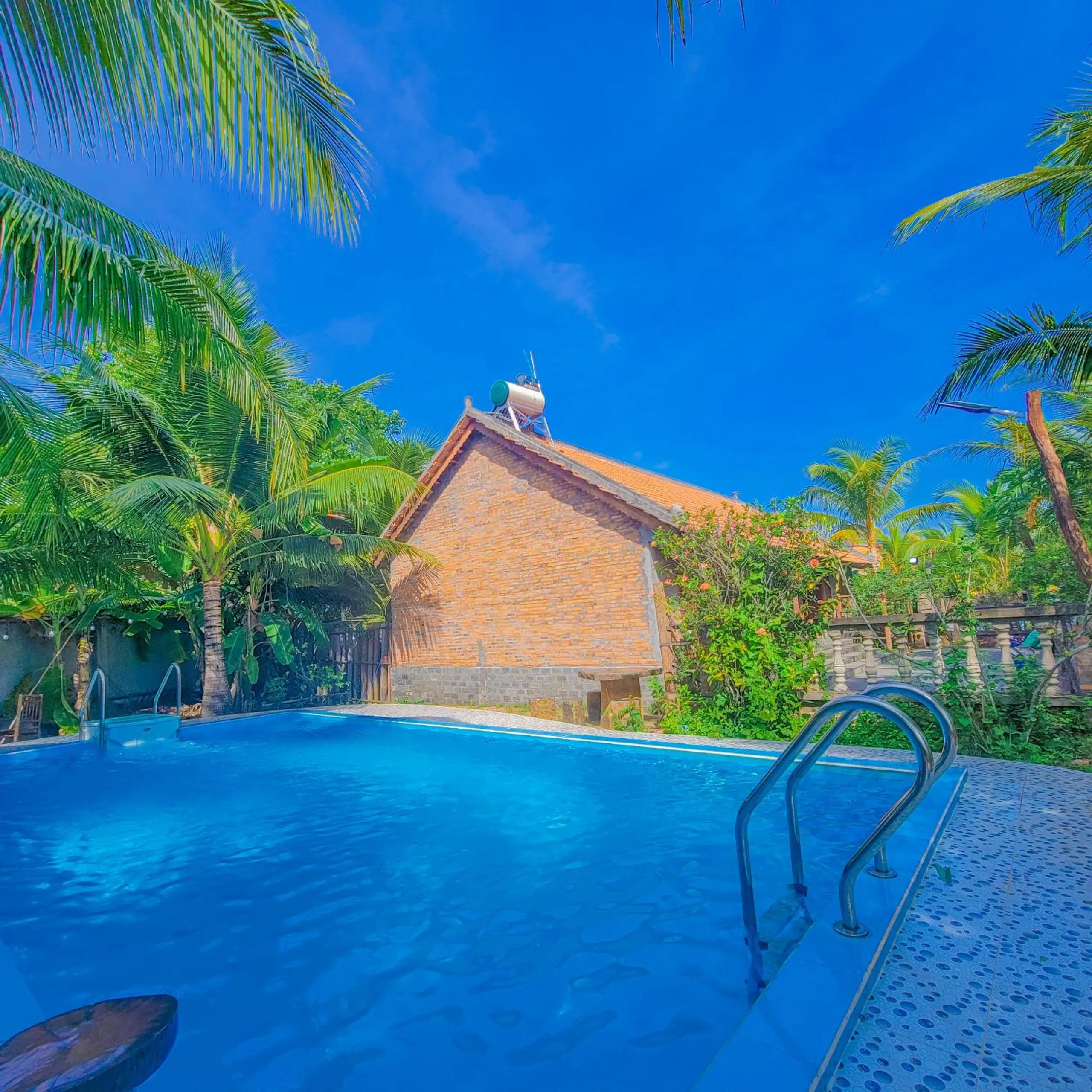 Day in CASA ECO Mekong Resort