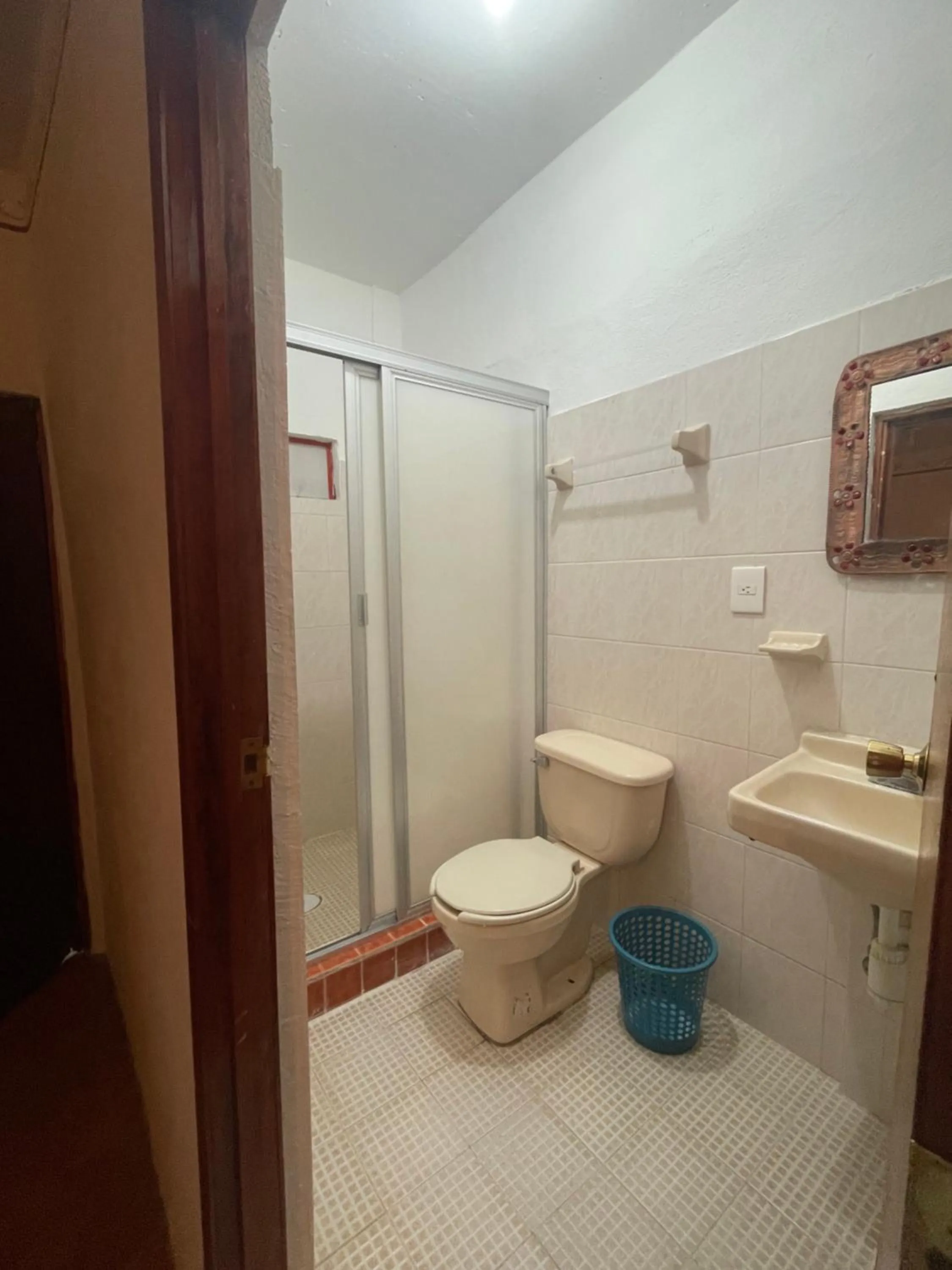 Bathroom in Hotel Posada Playa Manzanillo