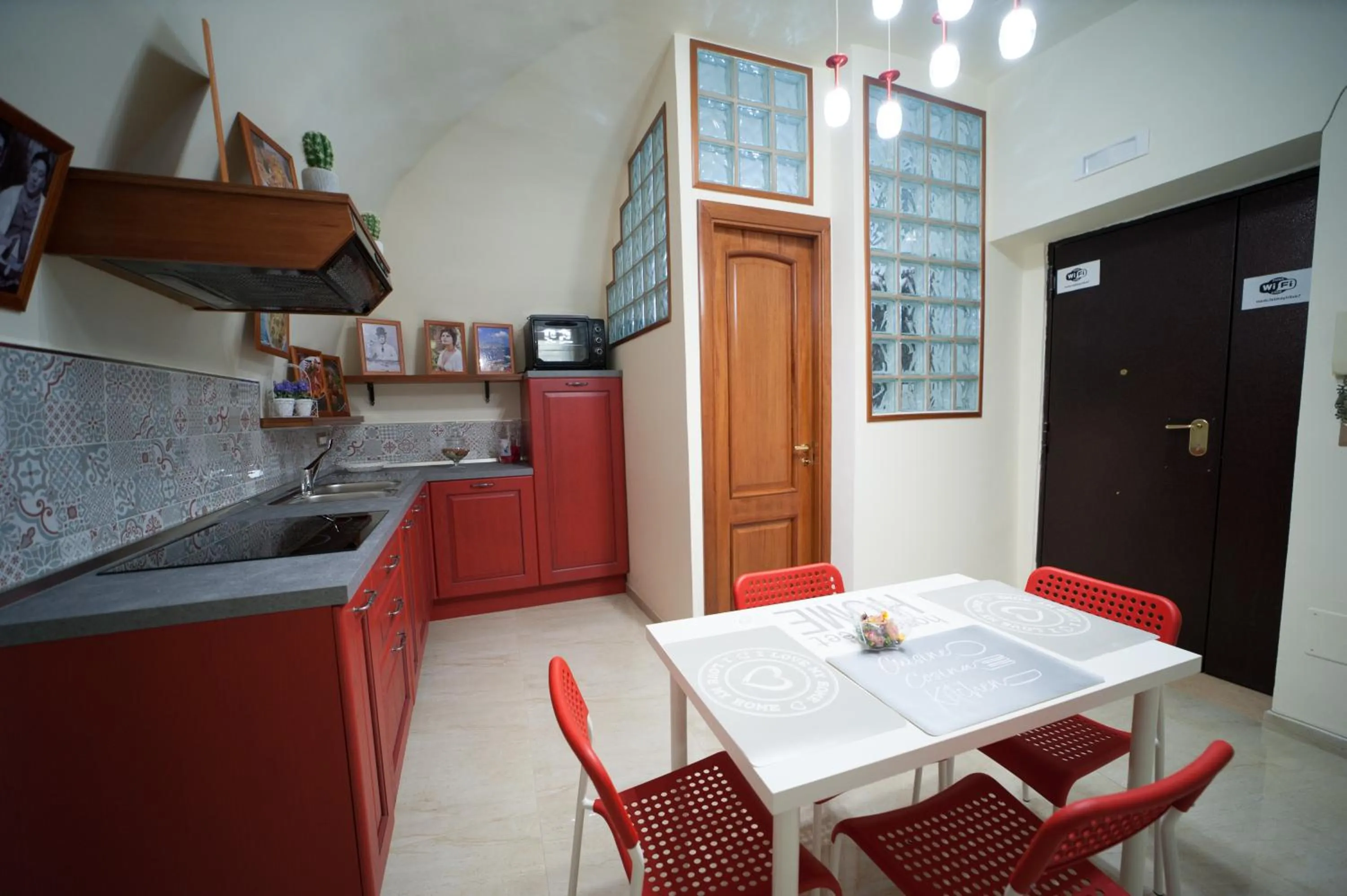 Dining area in B&B Punto Stella