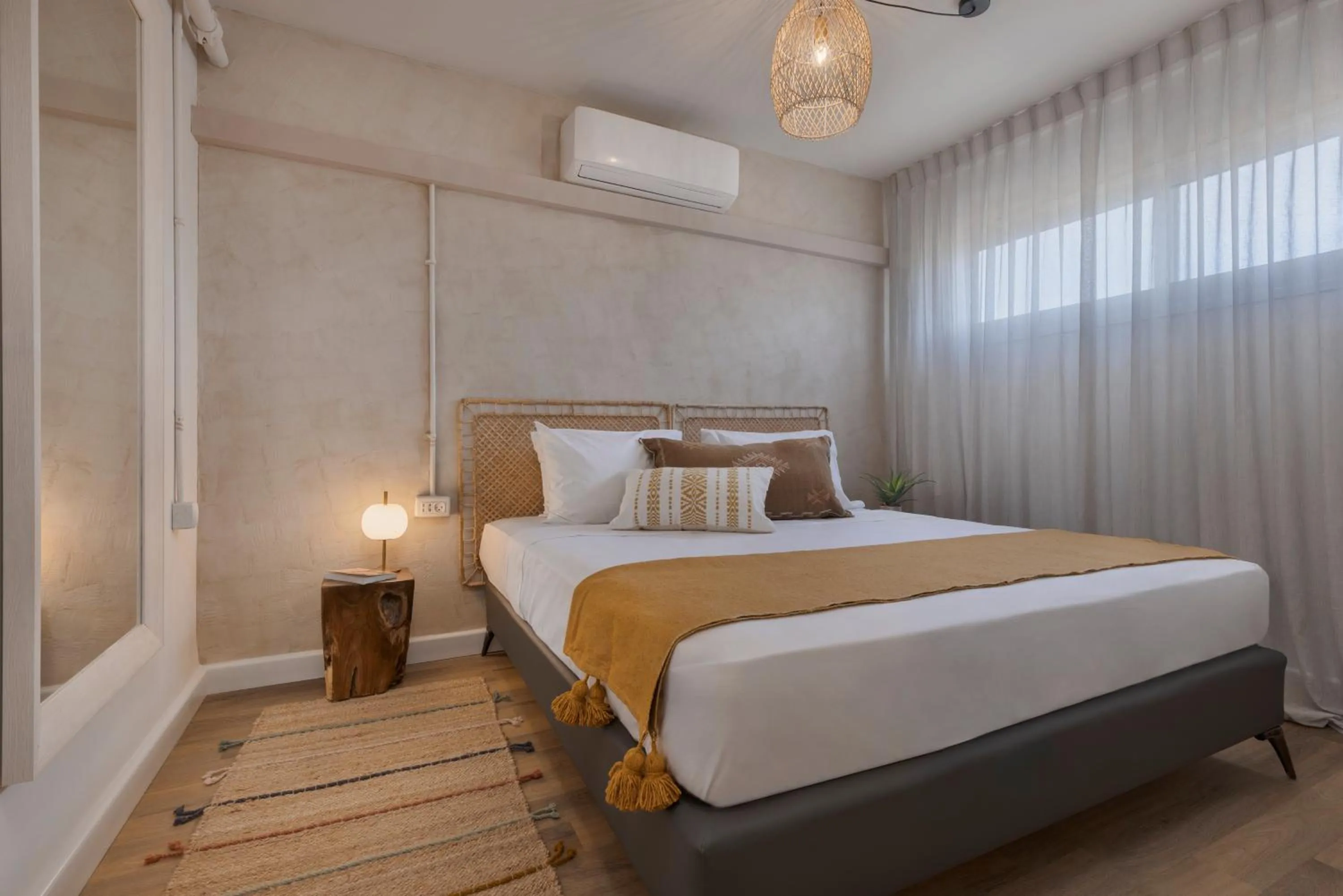 Bed in Solaya Kineret