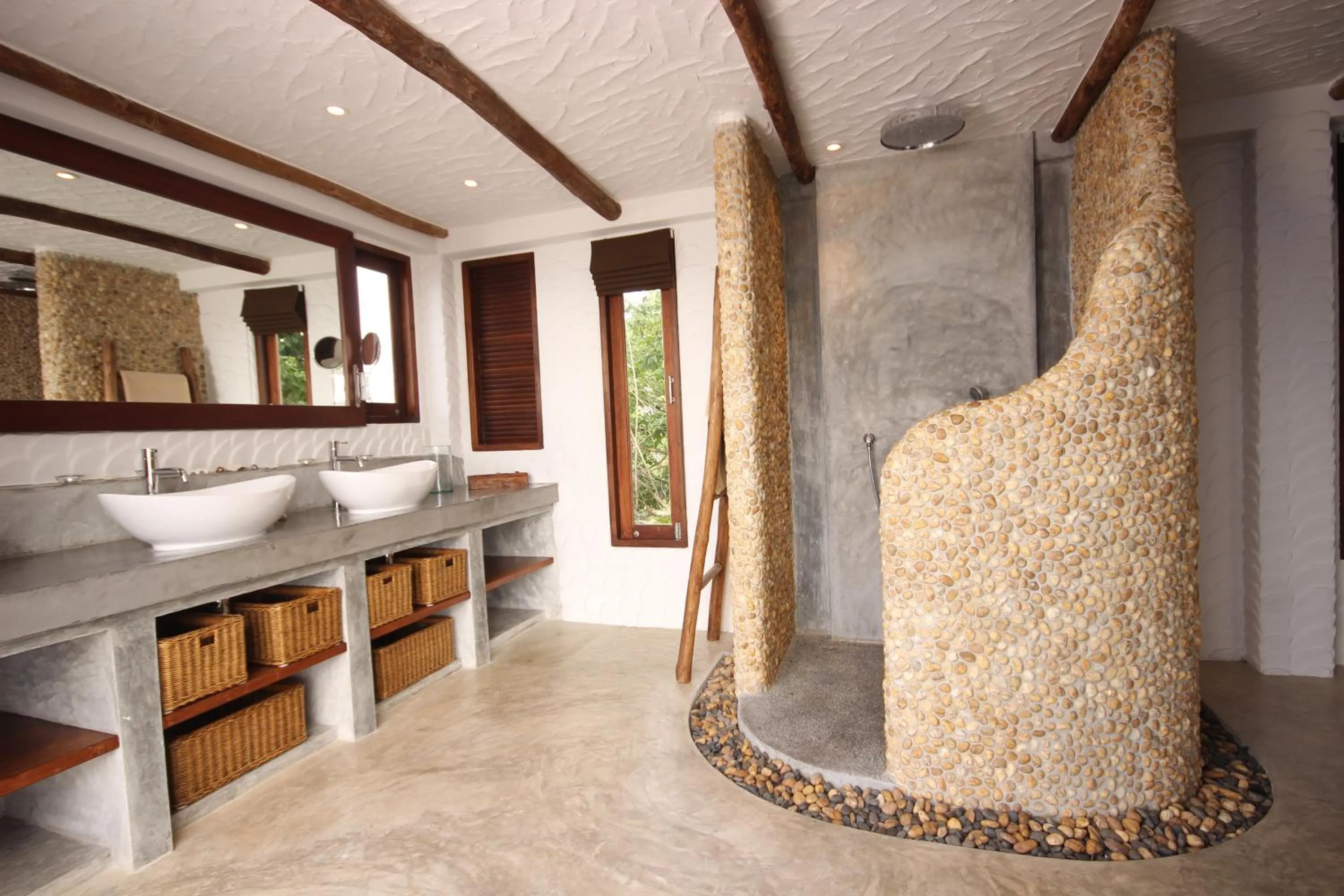 Bathroom in Villas Sabai Jai