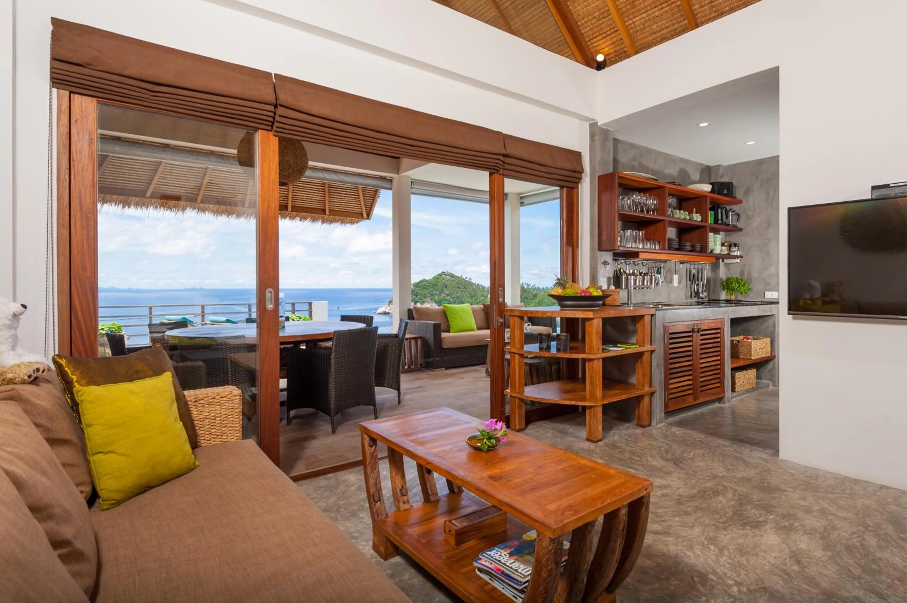 Kitchen or kitchenette in Villas Sabai Jai