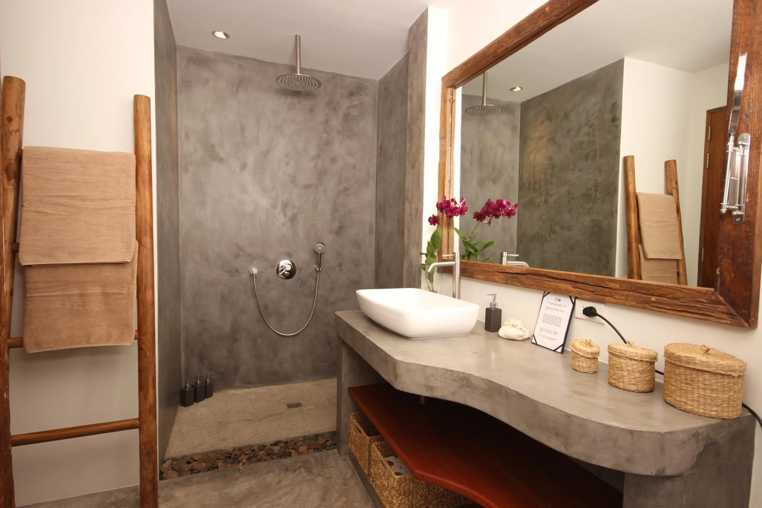 Bathroom in Villas Sabai Jai