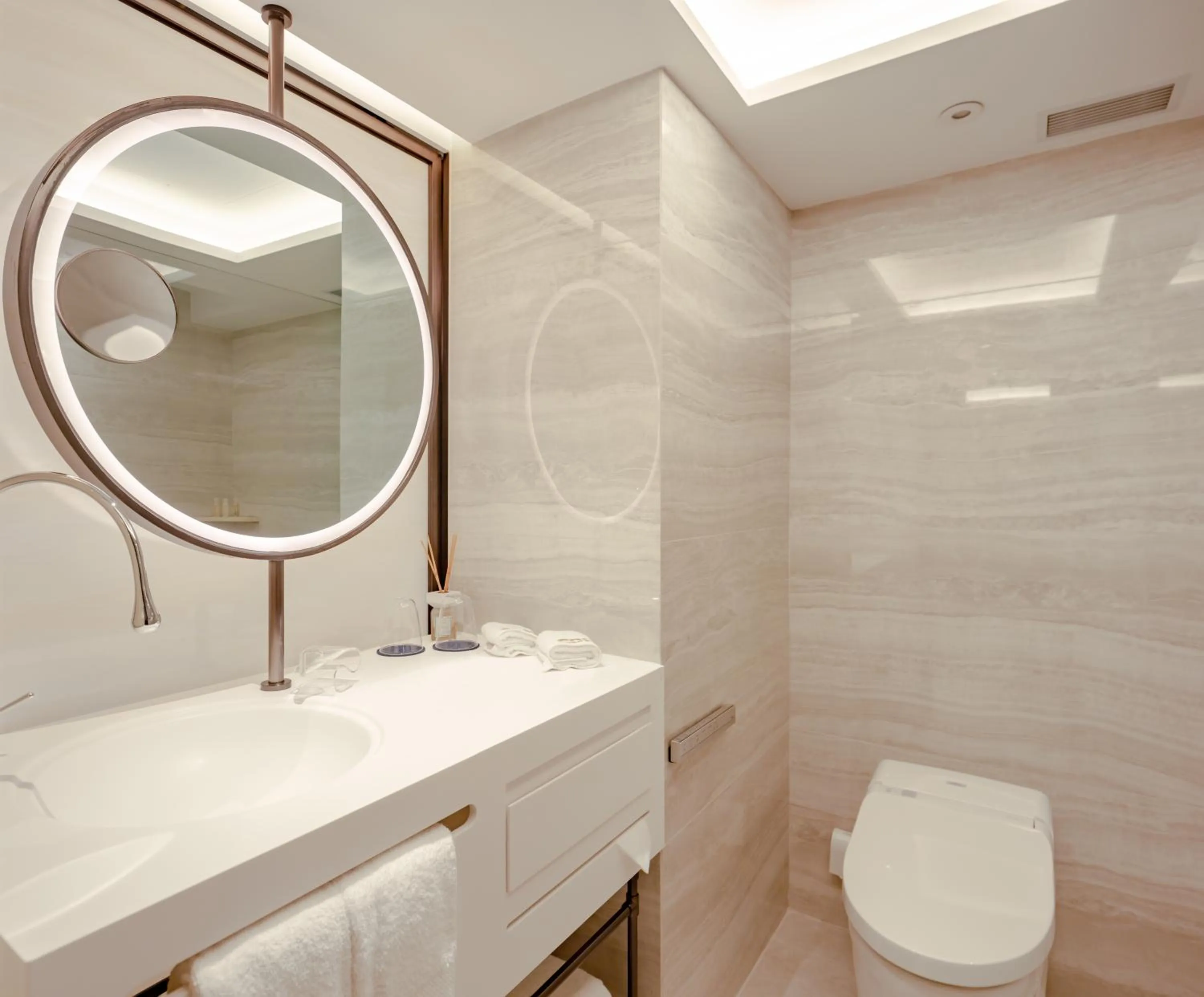 Bathroom in OASIS AVENUE - A GDH HOTEL