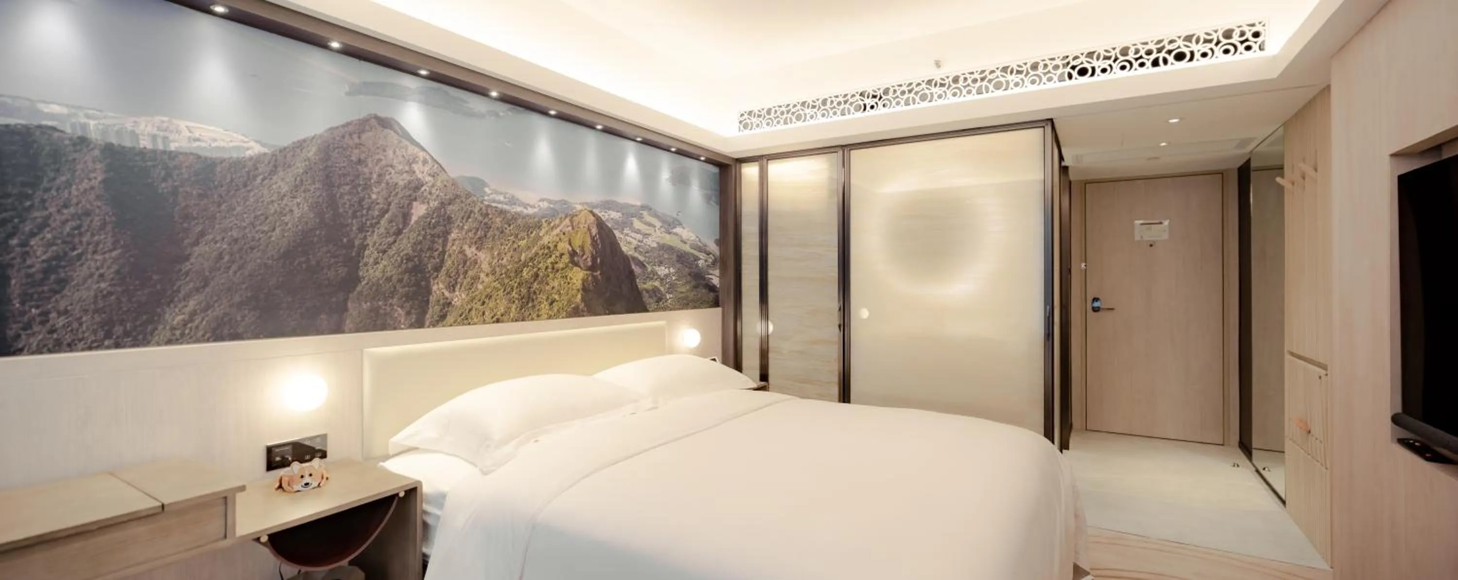 Bed in OASIS AVENUE - A GDH HOTEL