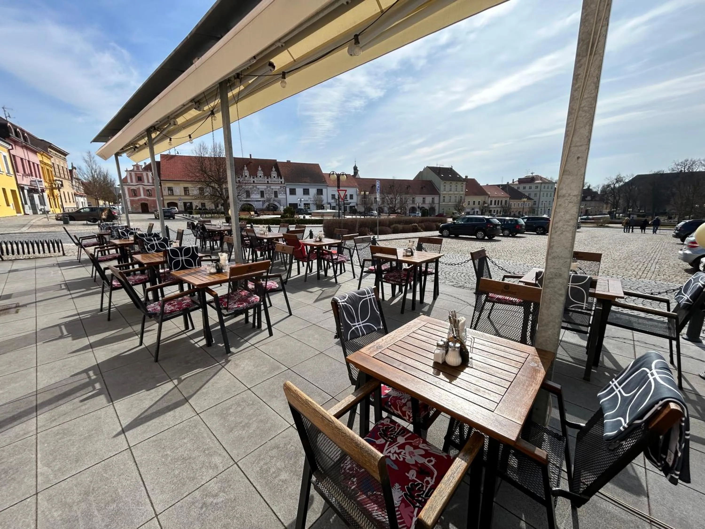 Restaurant/places to eat in Hotel Panská